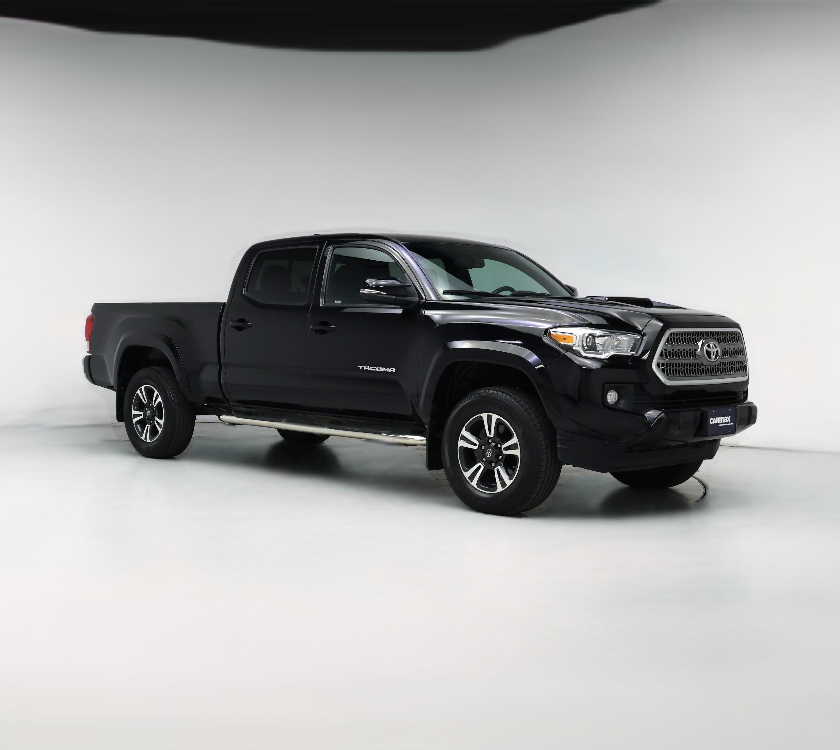 Thumbnail: 2016 Toyota Tacoma - 1
