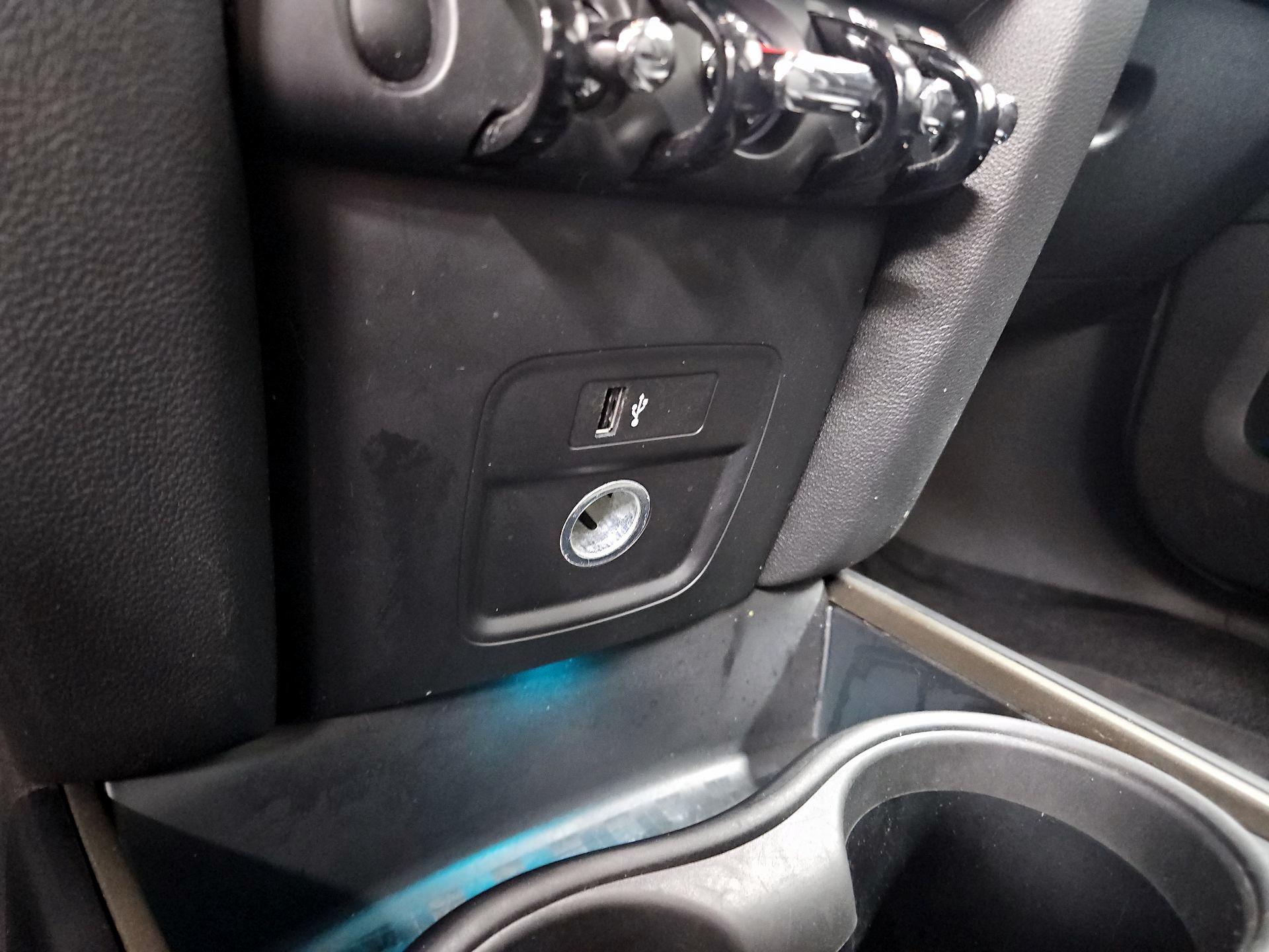 Thumbnail: 2022 MINI Cooper Countryman - 19