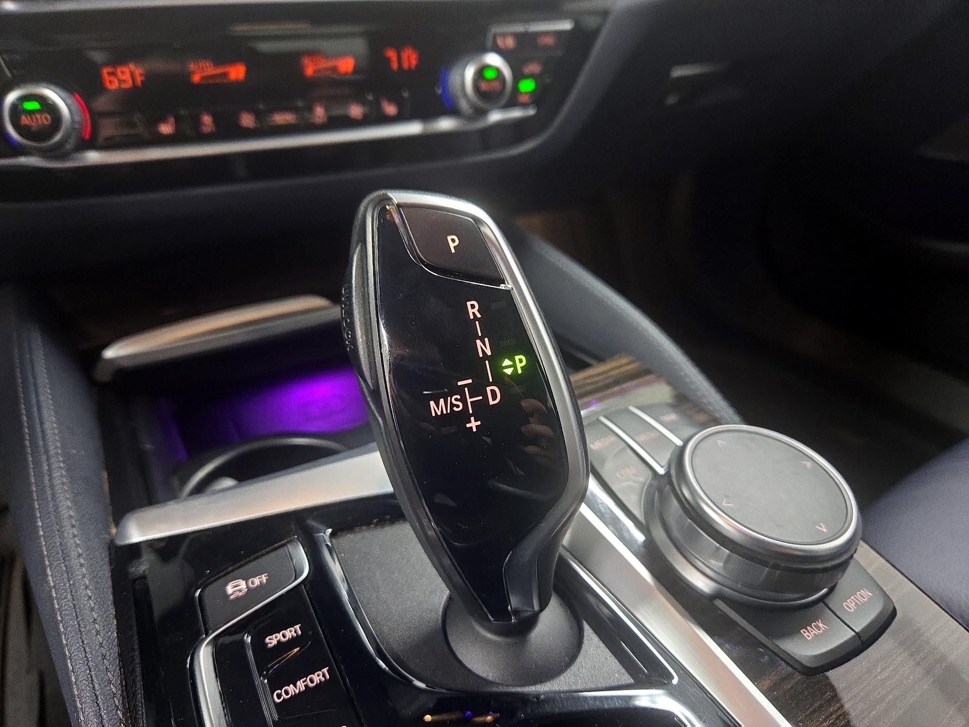 Thumbnail: 2019 BMW 5 Series - 18