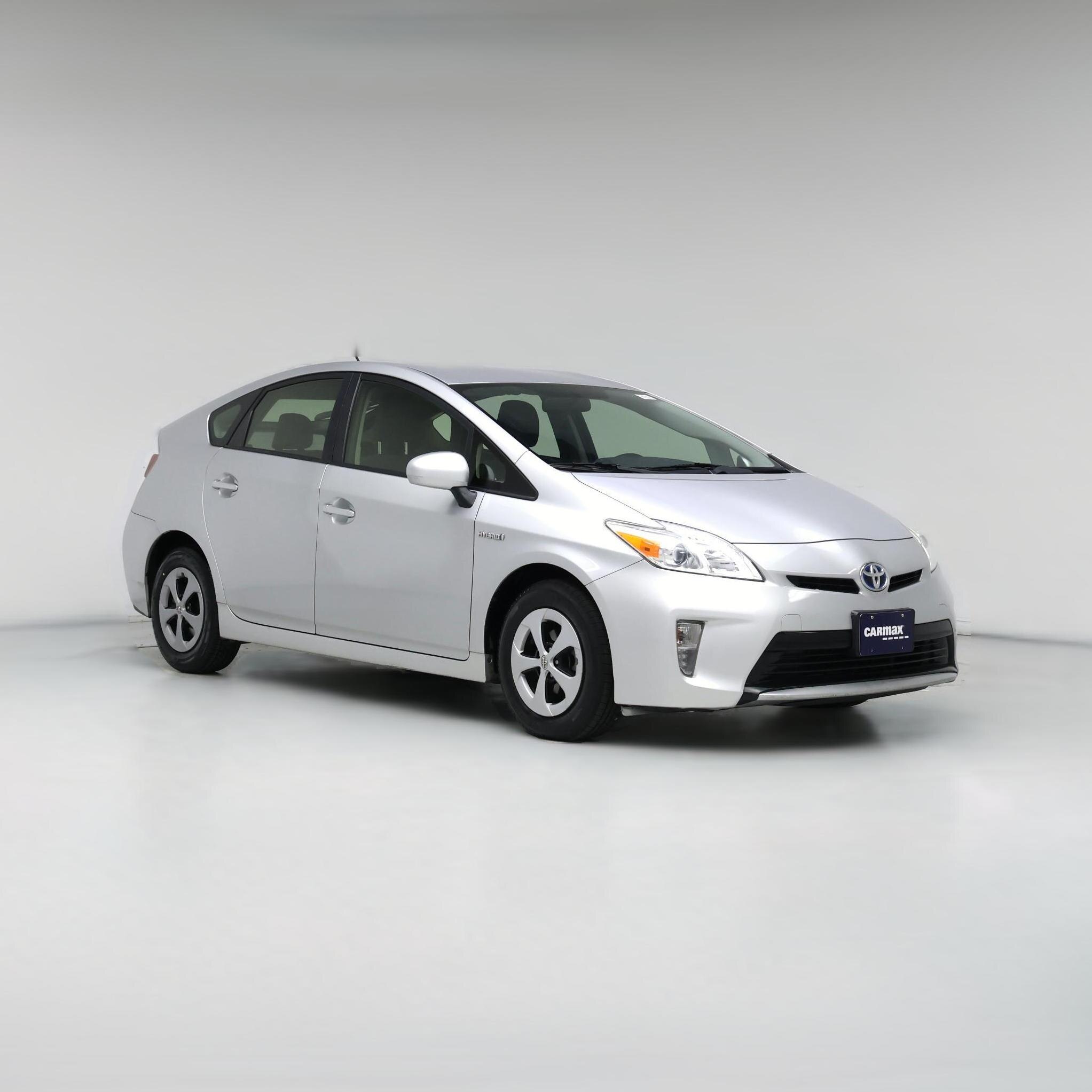 Thumbnail: 2015 Toyota Prius - 1