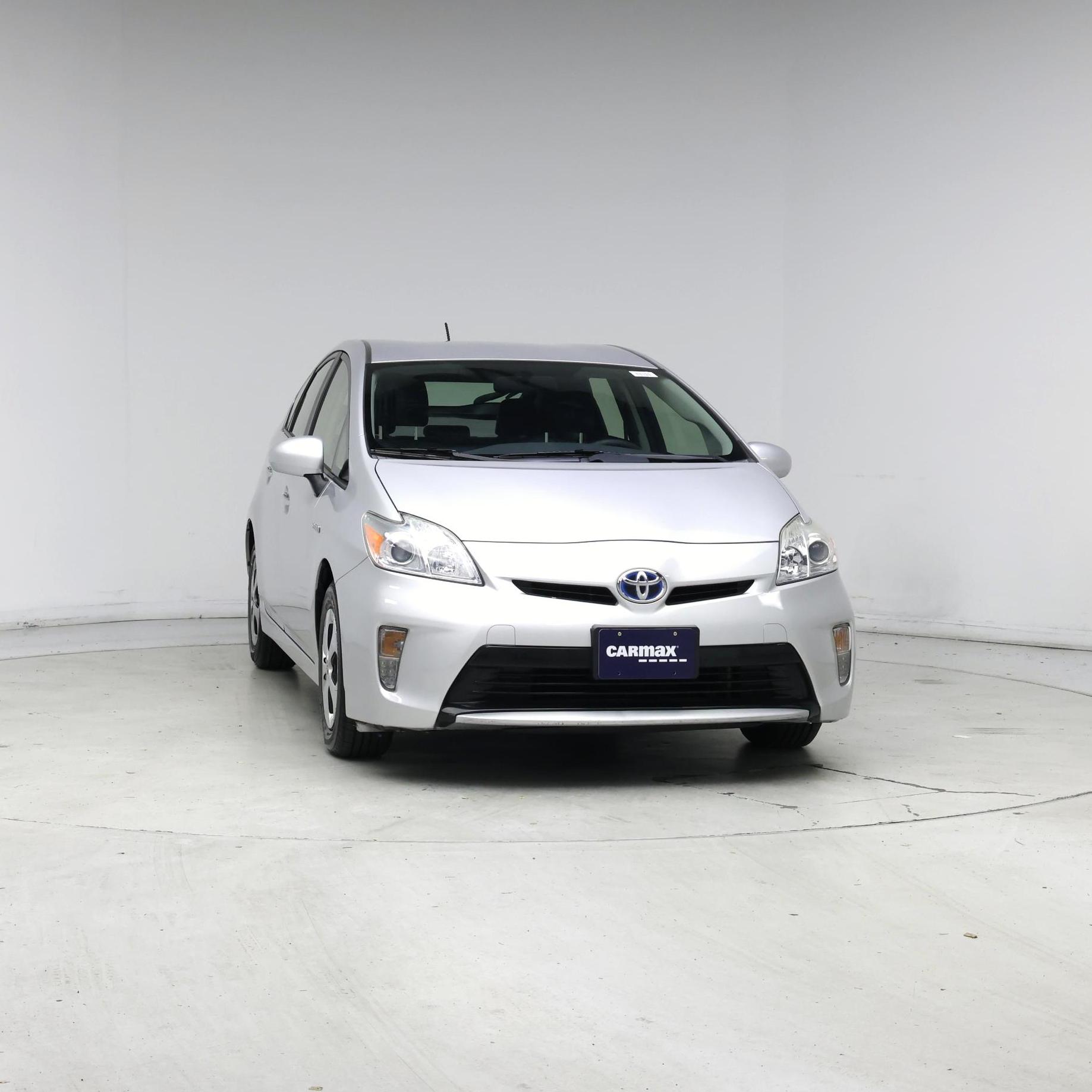 Thumbnail: 2015 Toyota Prius - 5