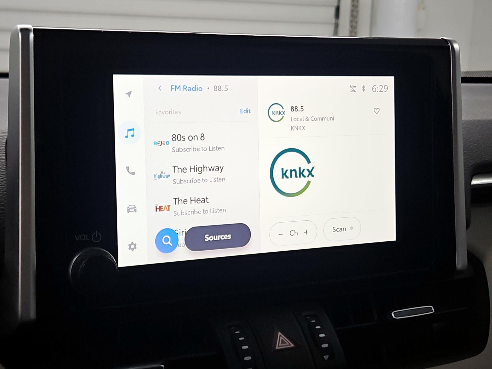 Thumbnail: 2023 Toyota RAV4 - 15