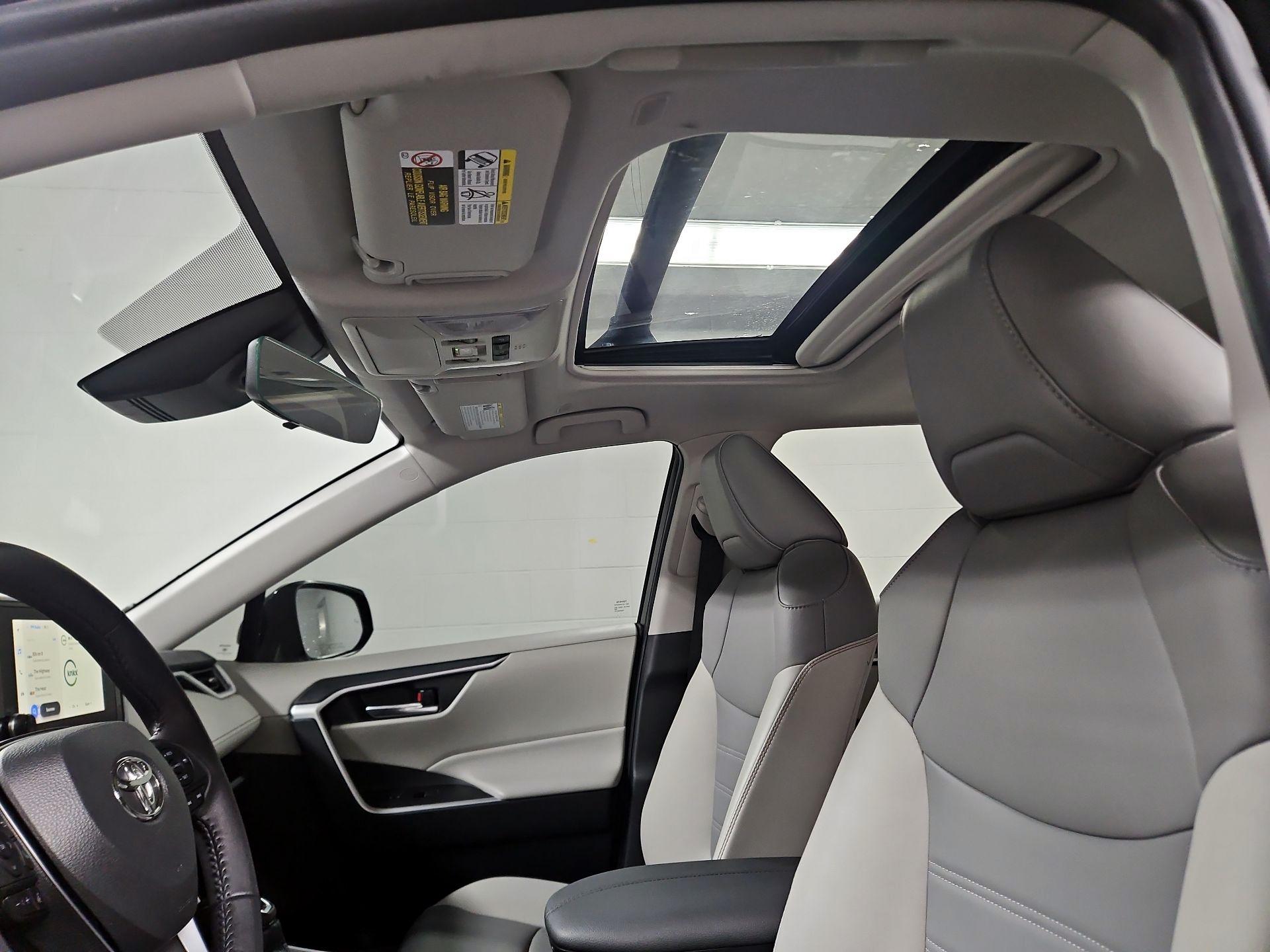 Thumbnail: 2023 Toyota RAV4 - 19