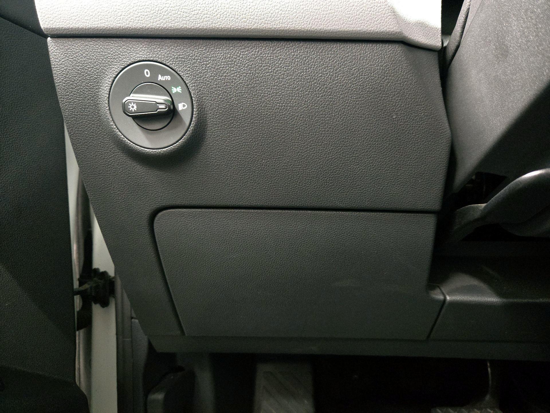 Thumbnail: 2022 Volkswagen Taos - 13