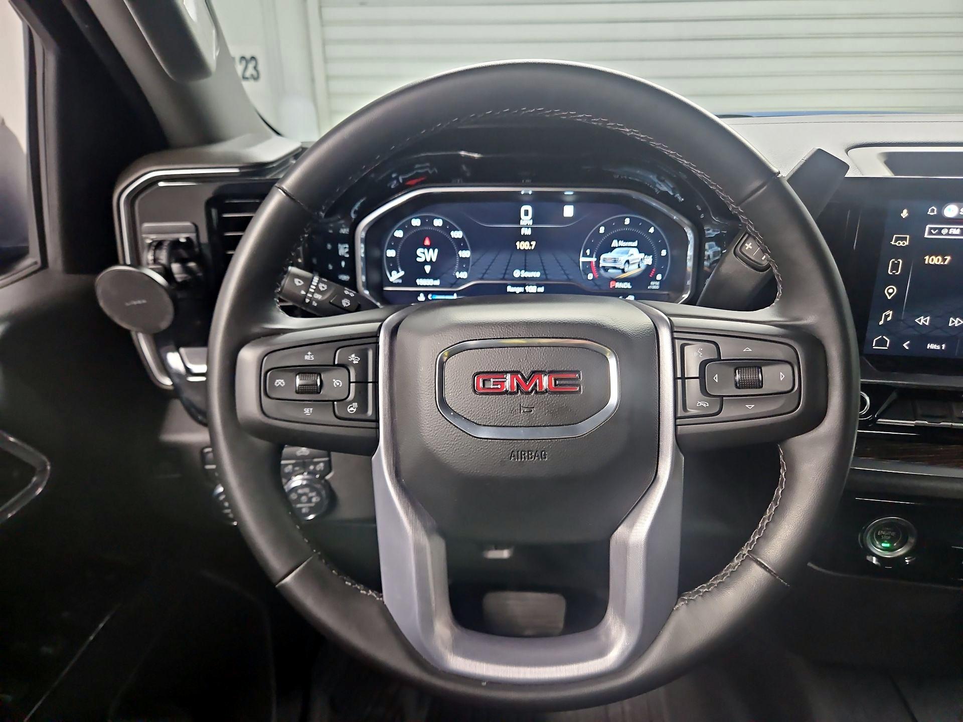 Thumbnail: 2023 GMC Sierra 1500 - 10