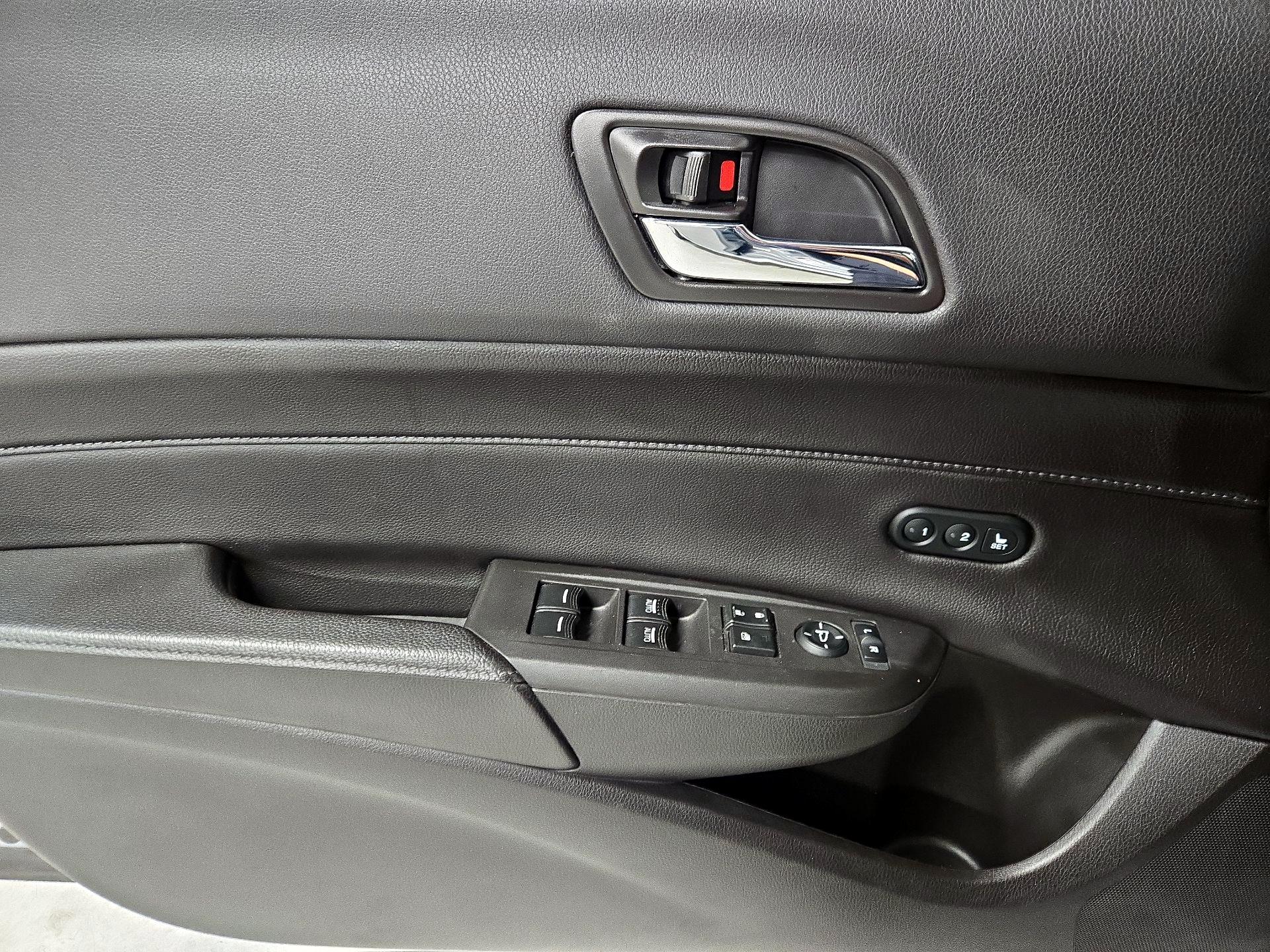 Thumbnail: 2017 Acura ILX - 12