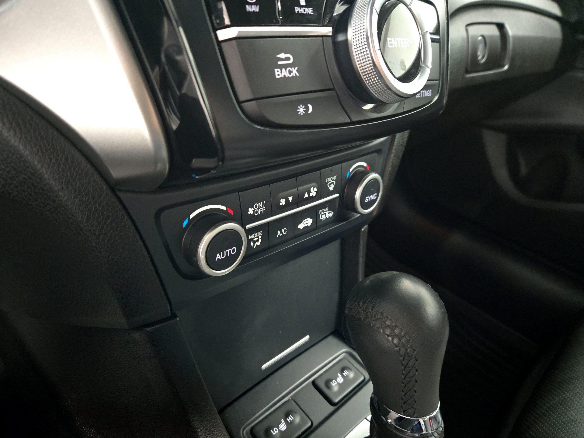 Thumbnail: 2017 Acura ILX - 16