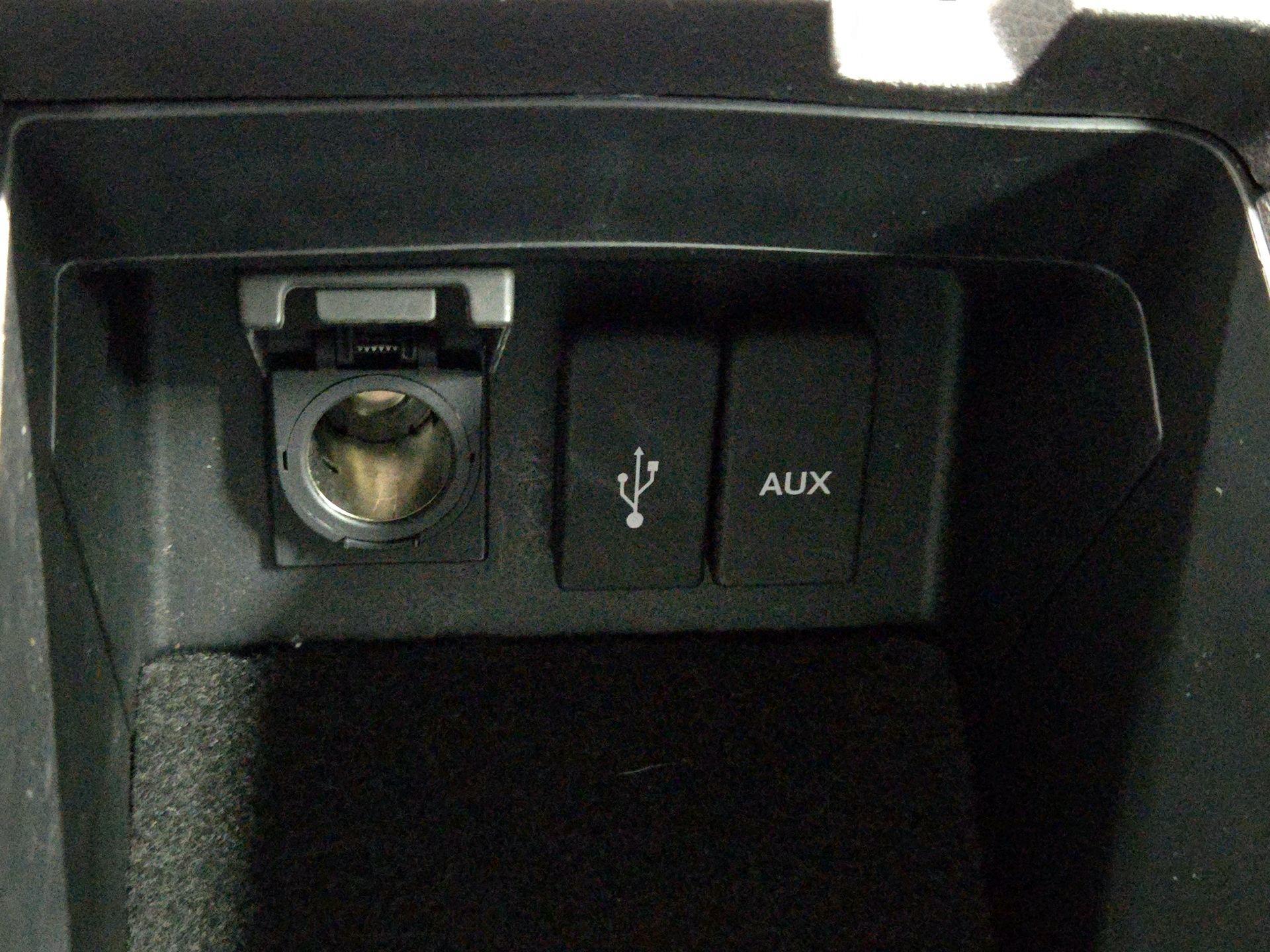 Thumbnail: 2017 Acura ILX - 18