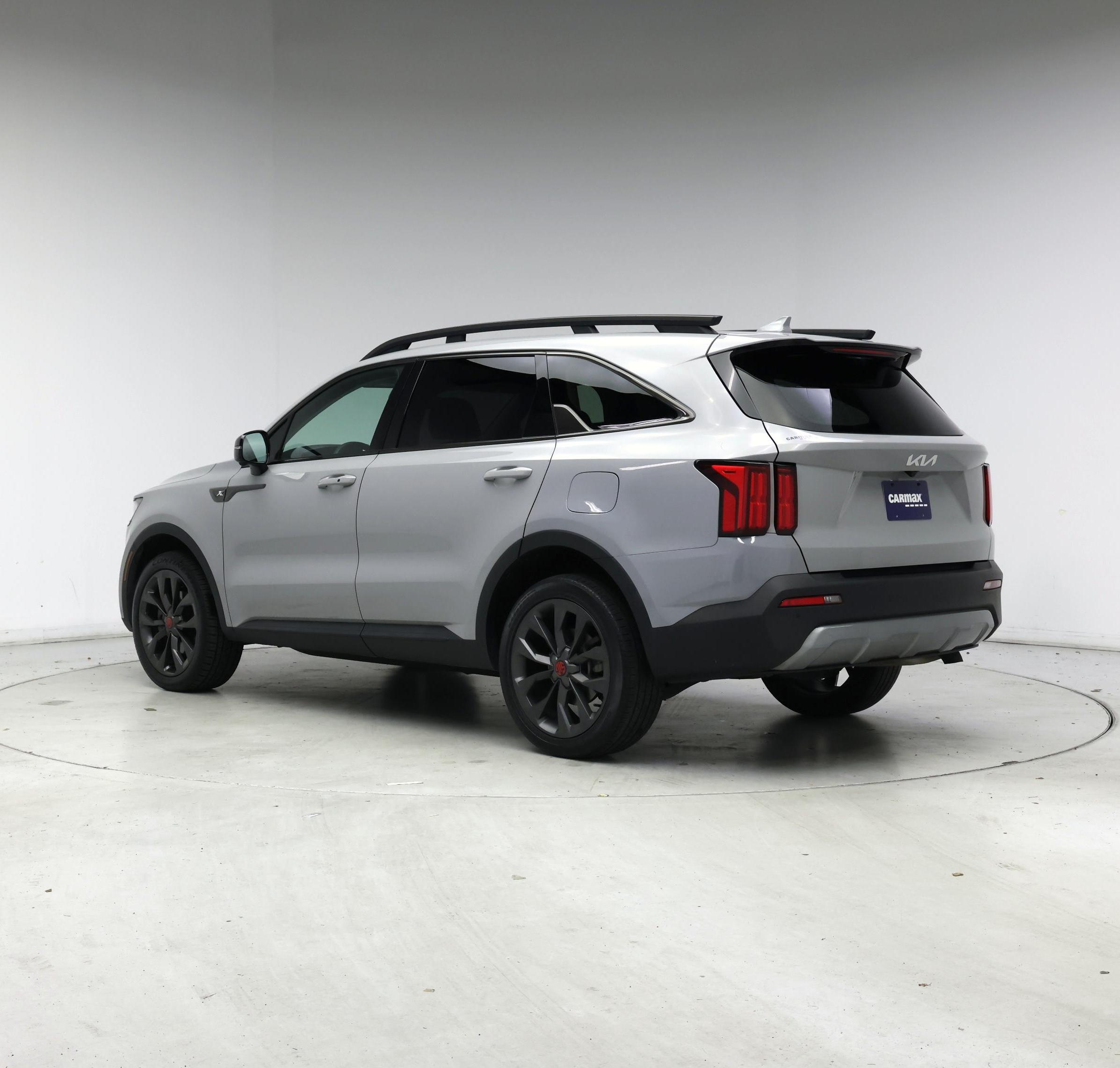 Thumbnail: 2022 Kia Sorento - 2