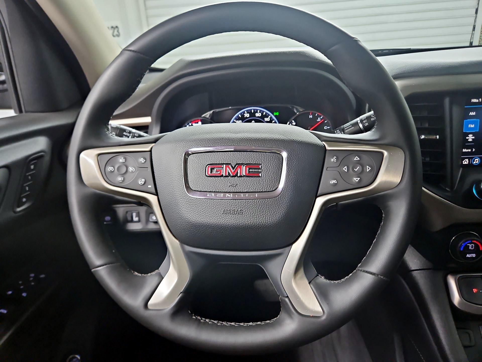 Thumbnail: 2023 GMC Acadia - 10