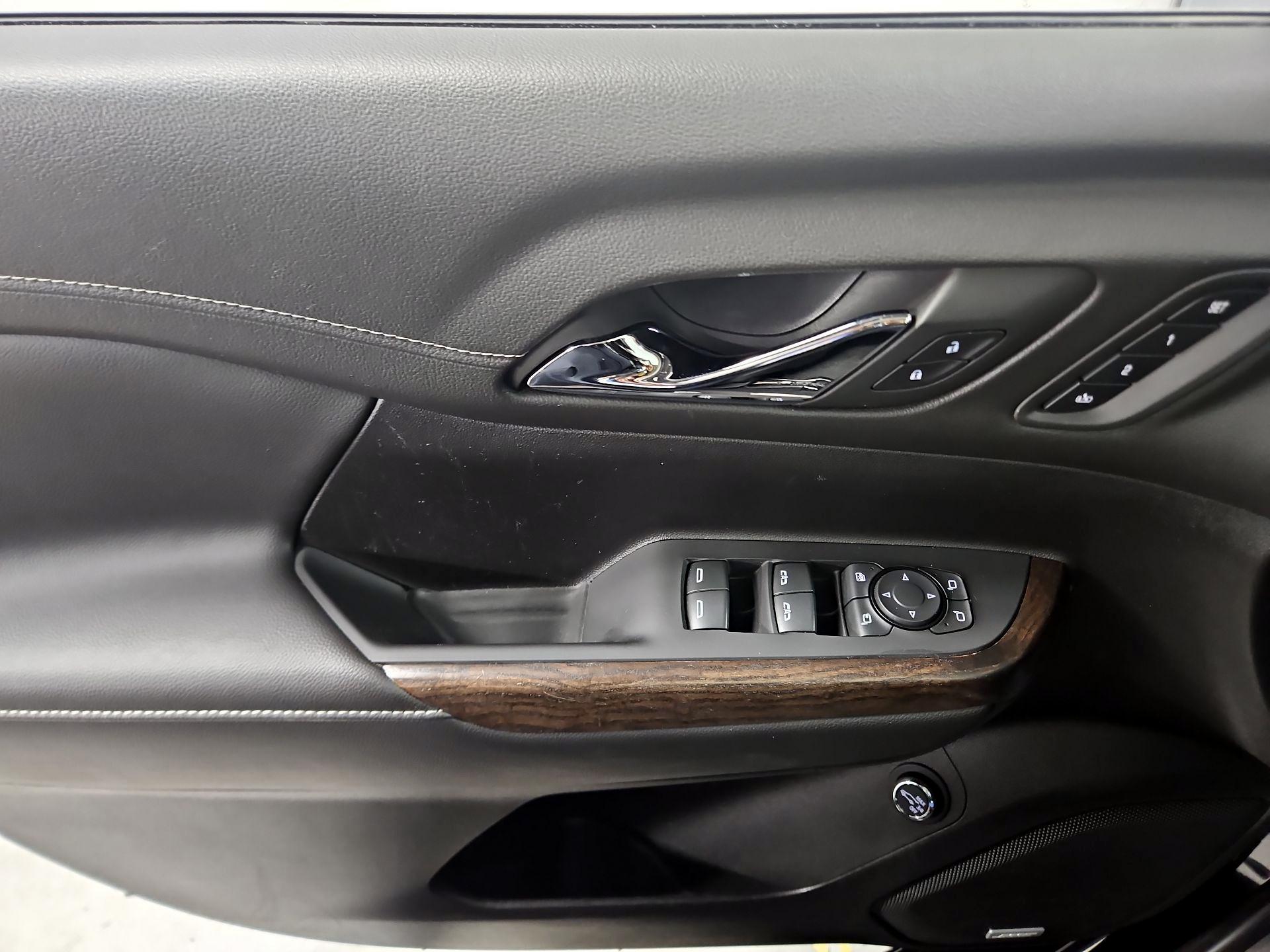 Thumbnail: 2023 GMC Acadia - 12