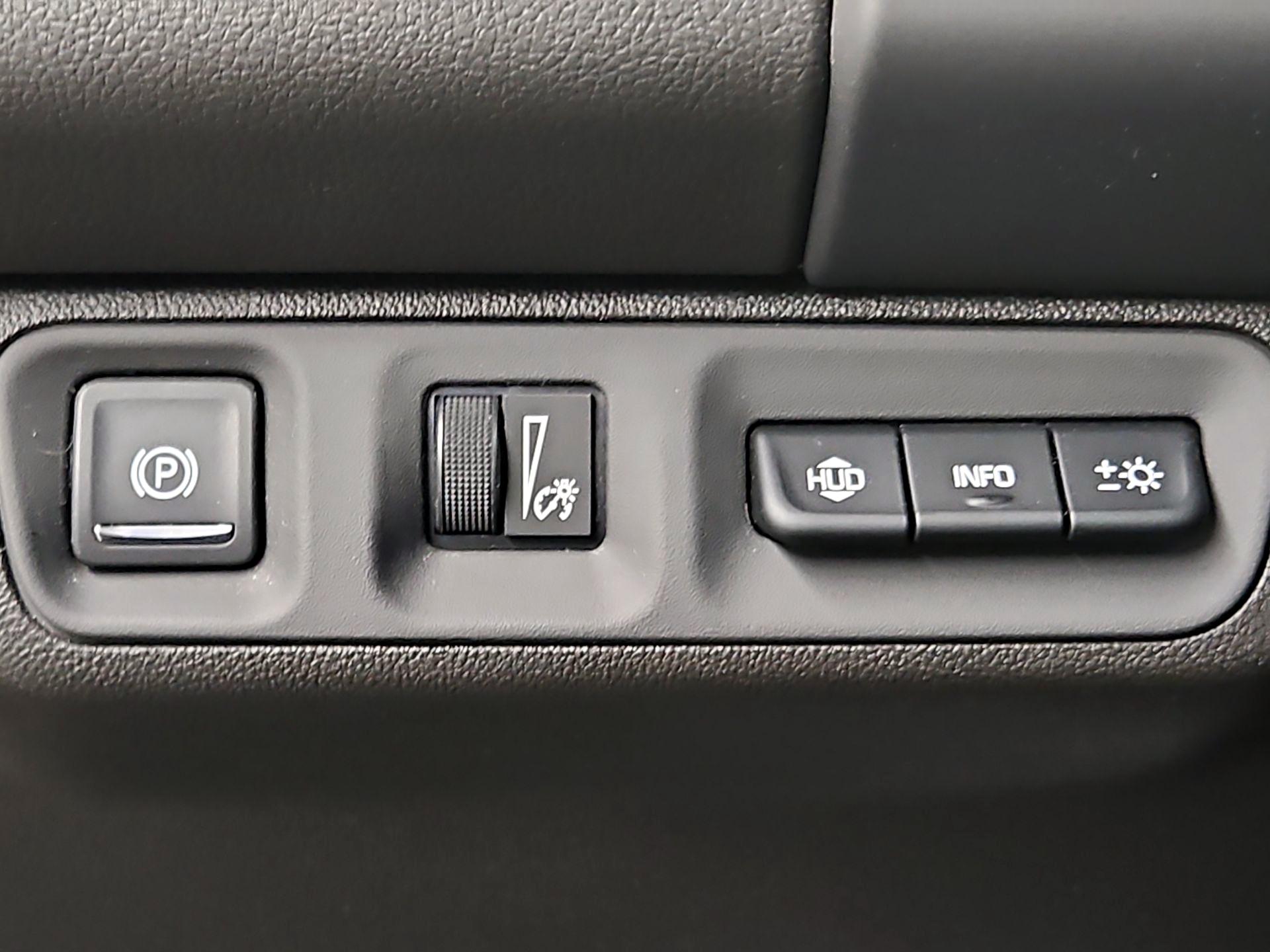 Thumbnail: 2023 GMC Acadia - 13