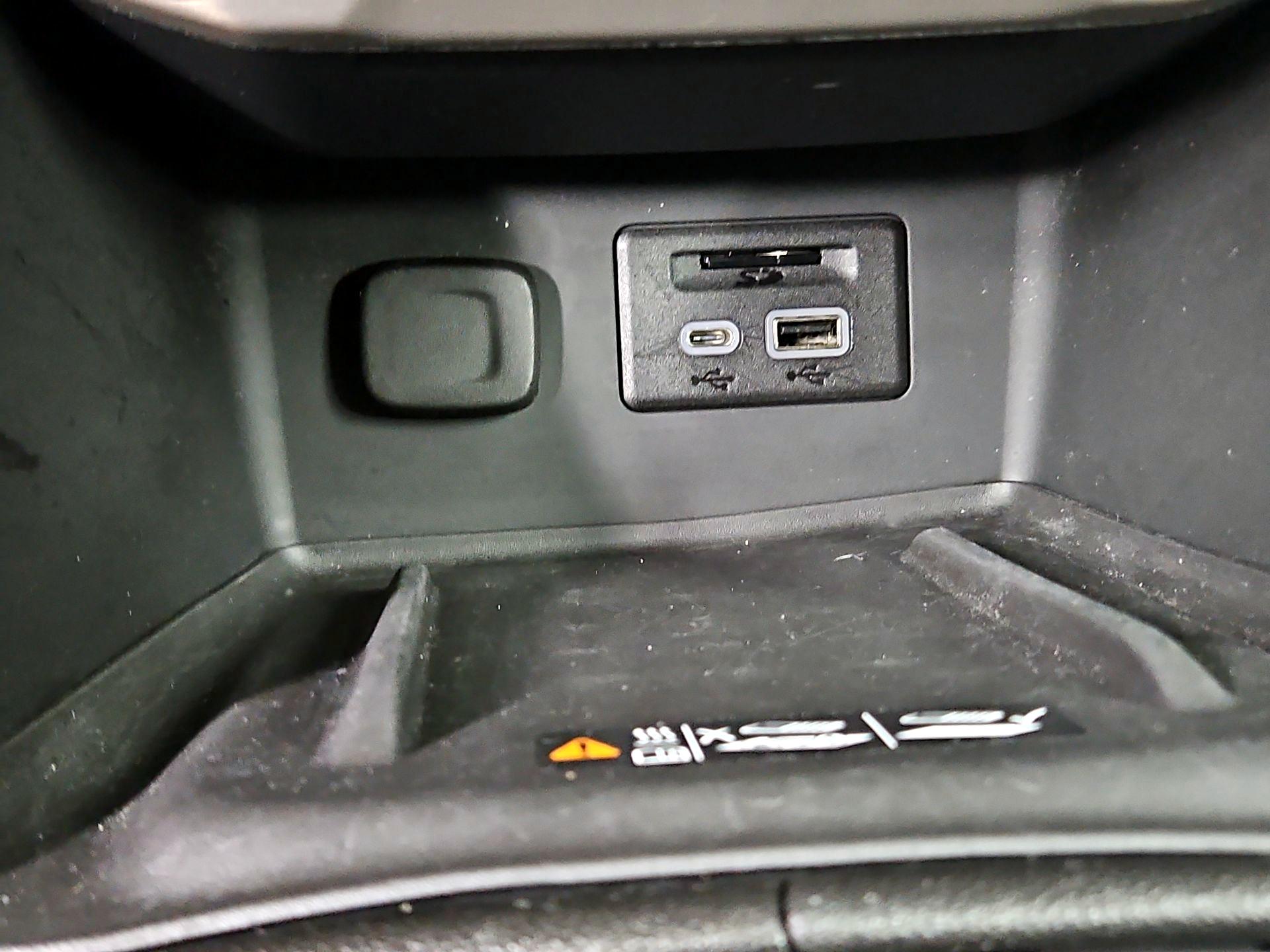 Thumbnail: 2023 GMC Acadia - 19