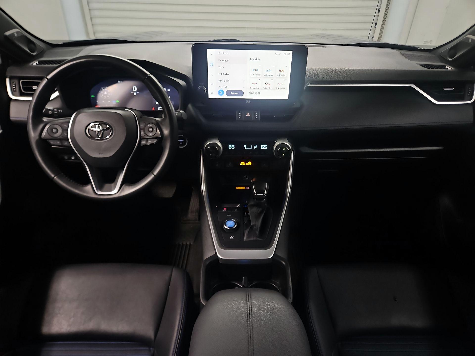 Thumbnail: 2024 Toyota RAV4 - 9