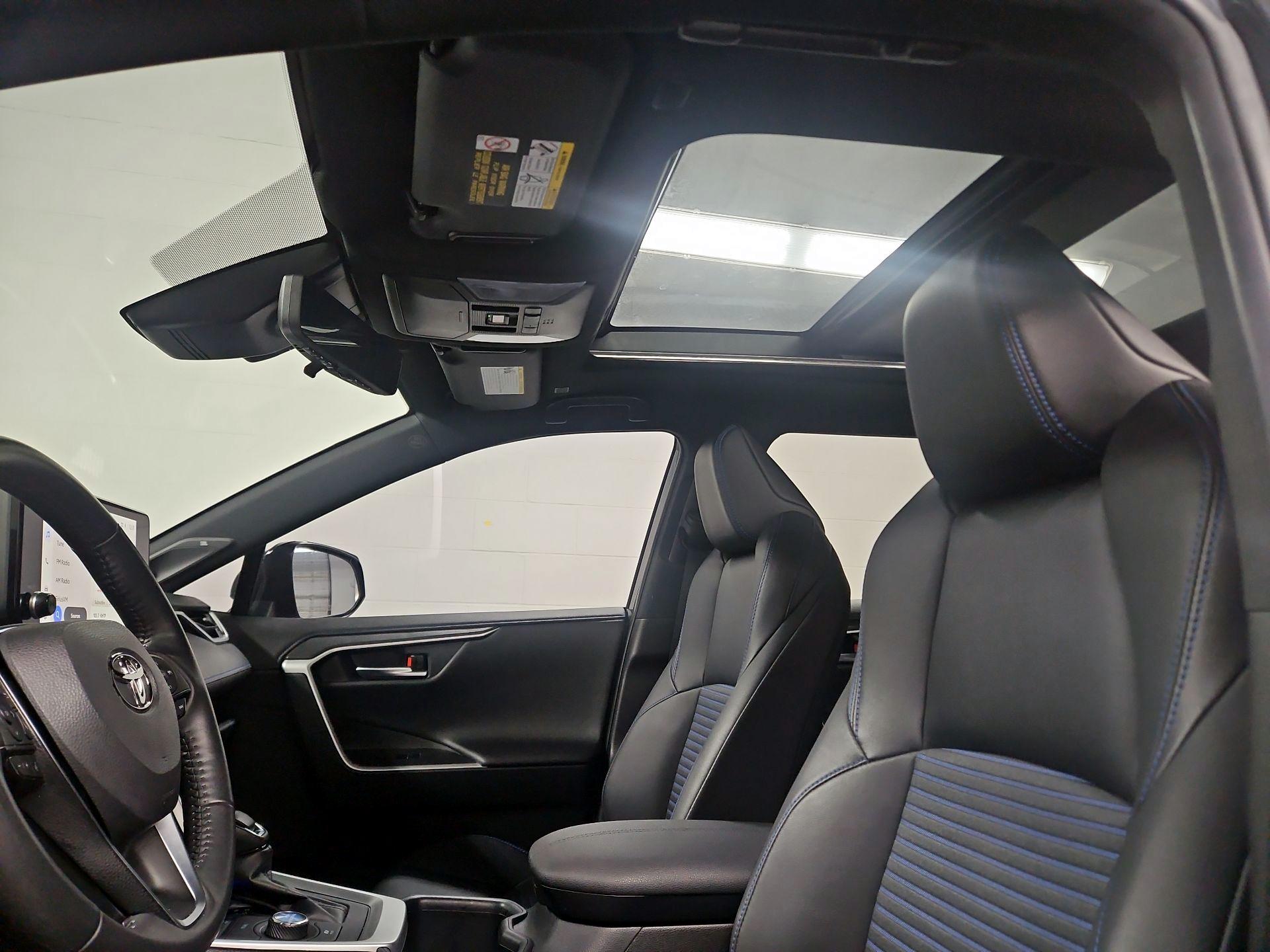 Thumbnail: 2024 Toyota RAV4 - 19