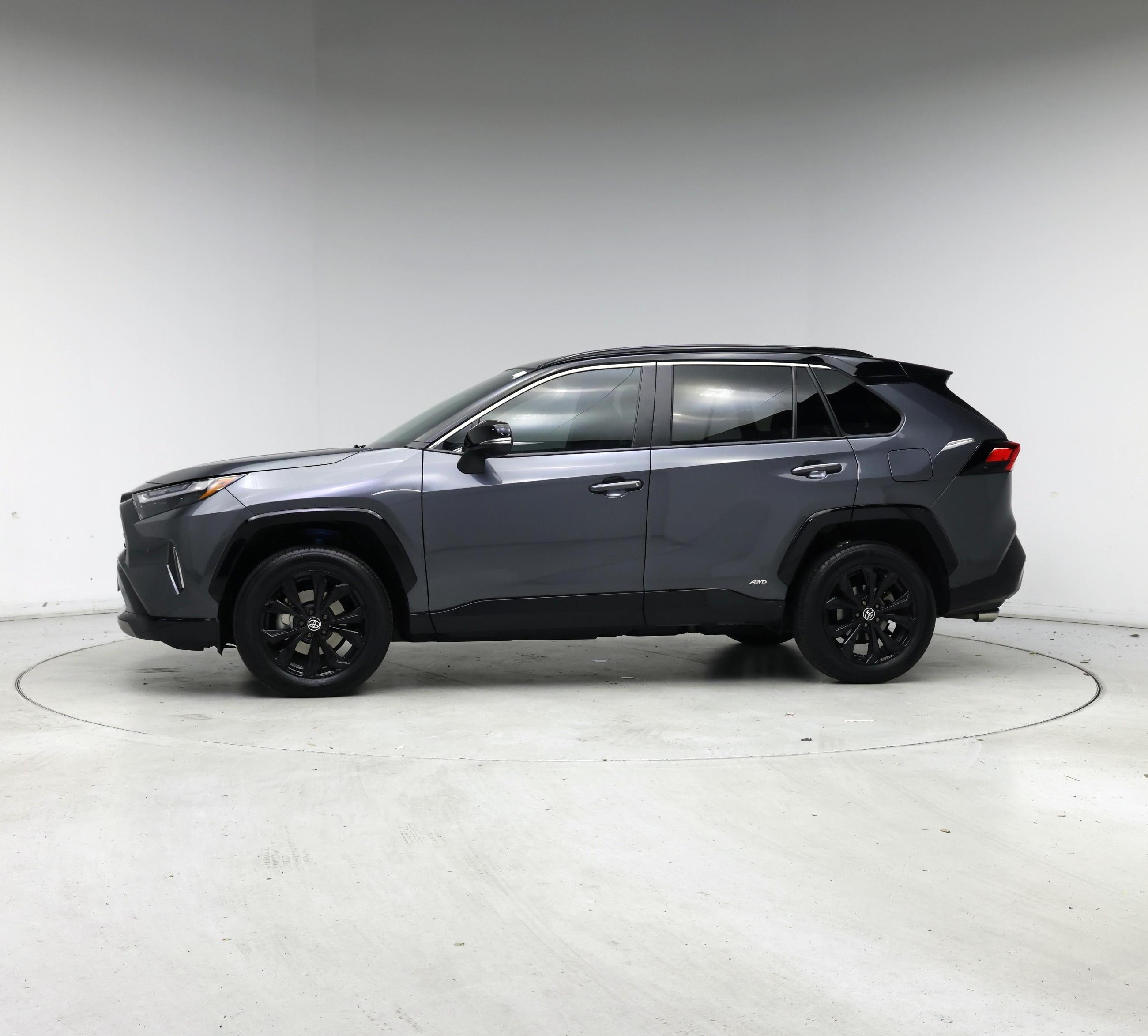 Thumbnail: 2024 Toyota RAV4 - 3