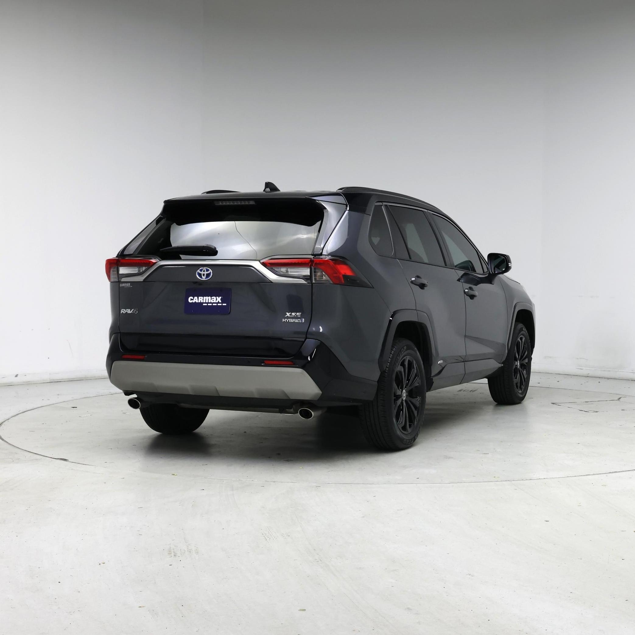 Thumbnail: 2024 Toyota RAV4 - 8