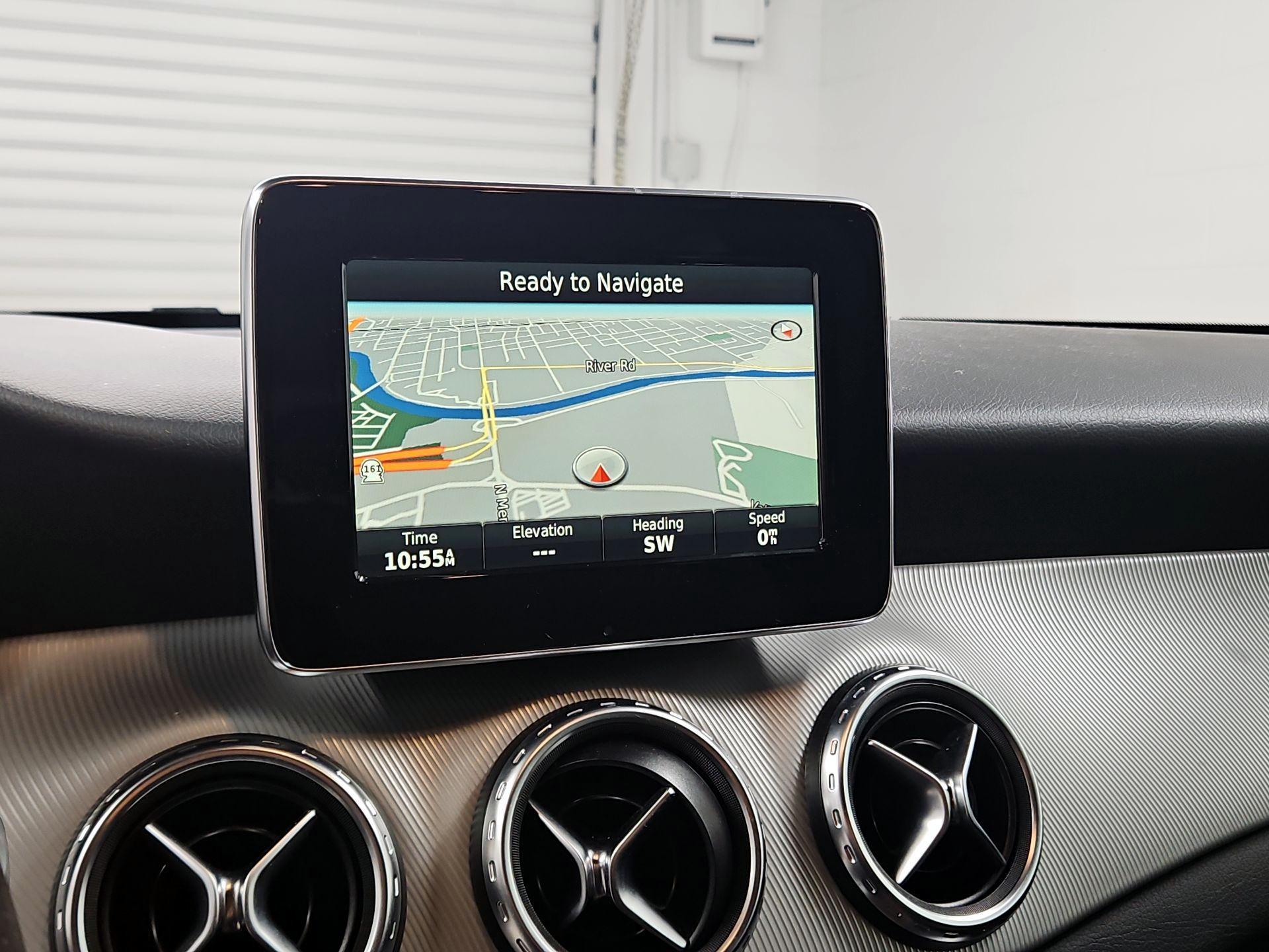 Thumbnail: 2016 Mercedes-Benz GLA - 14