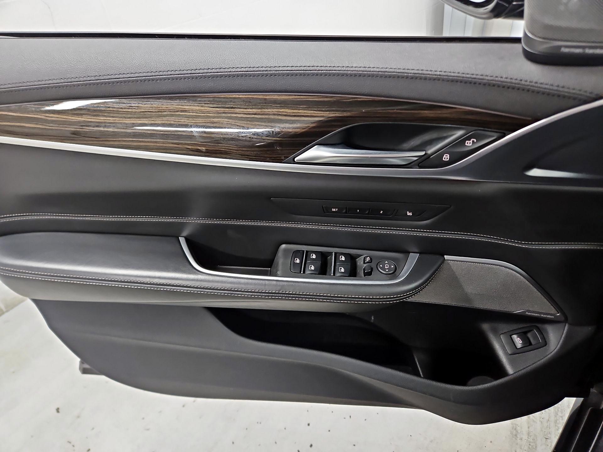 Thumbnail: 2019 BMW 6 Series - 12