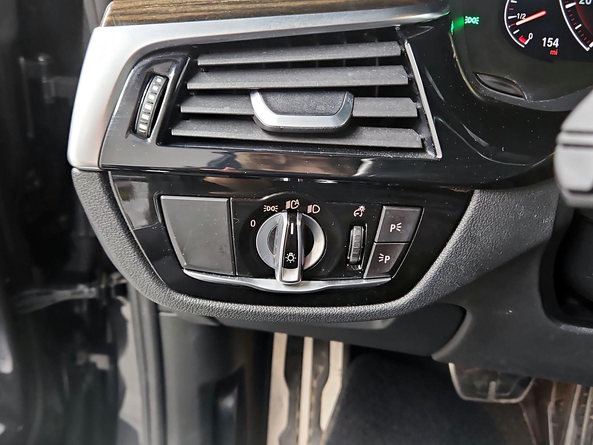 Thumbnail: 2019 BMW 6 Series - 13