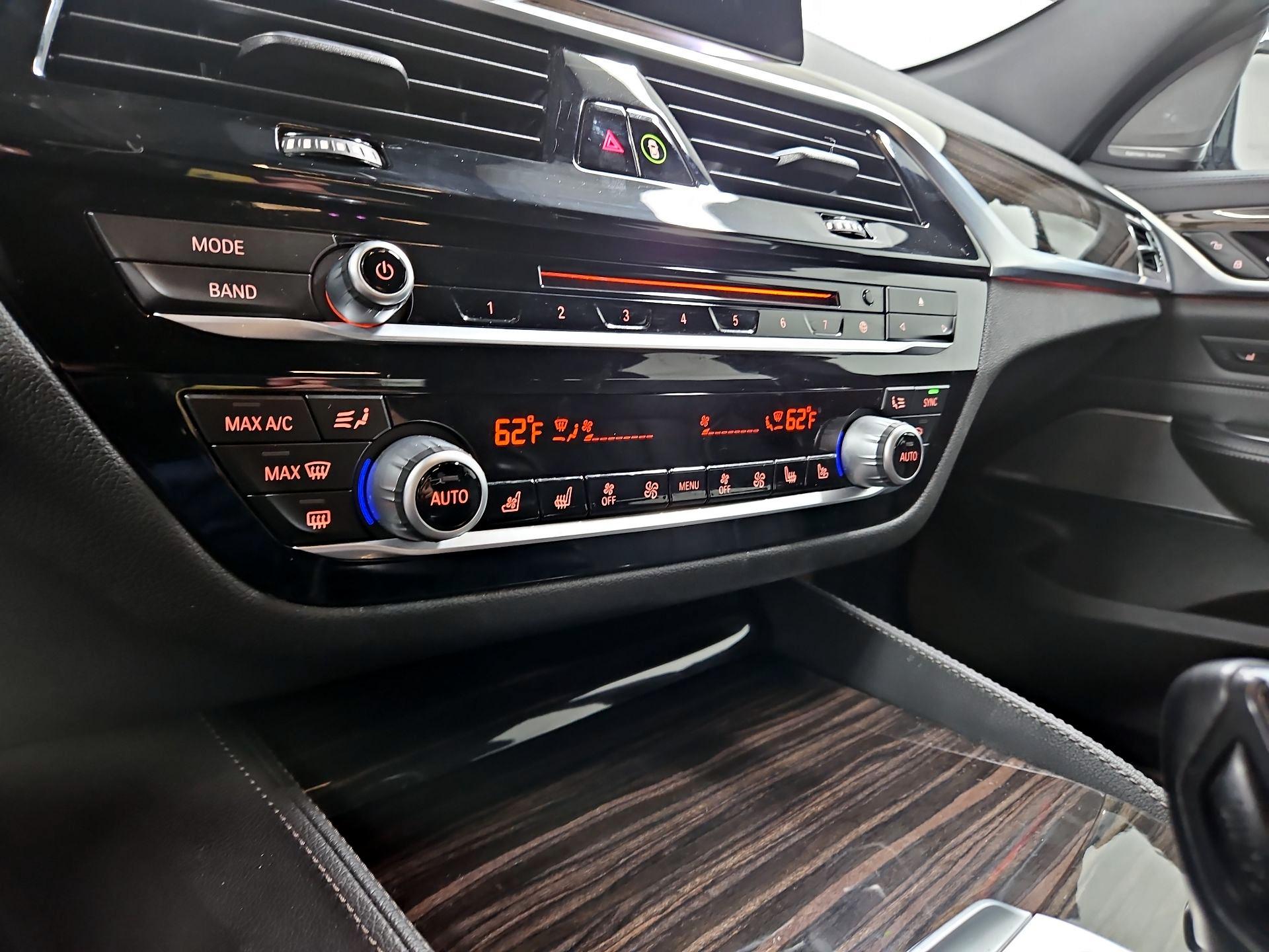 Thumbnail: 2019 BMW 6 Series - 17