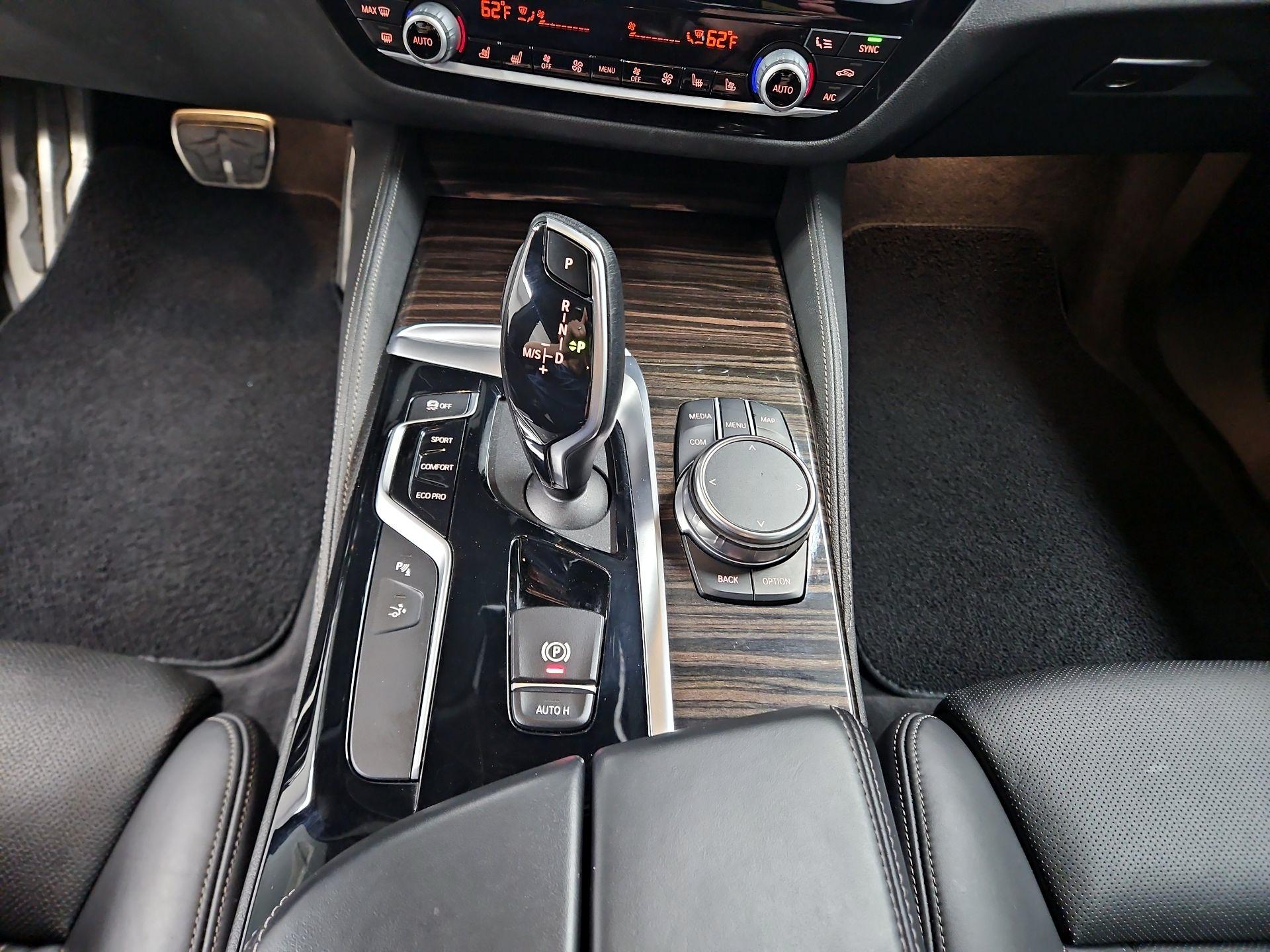 Thumbnail: 2019 BMW 6 Series - 18