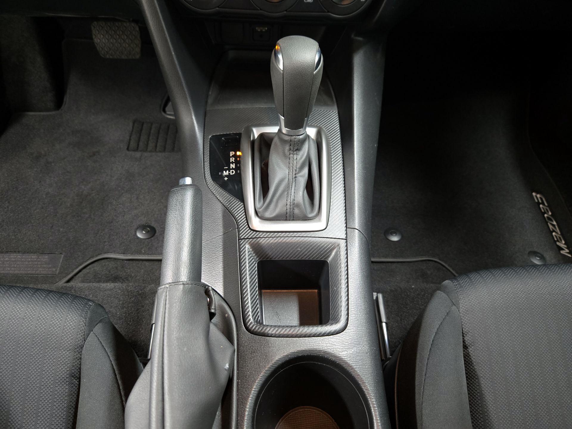 Thumbnail: 2015 Mazda Mazda3 - 16