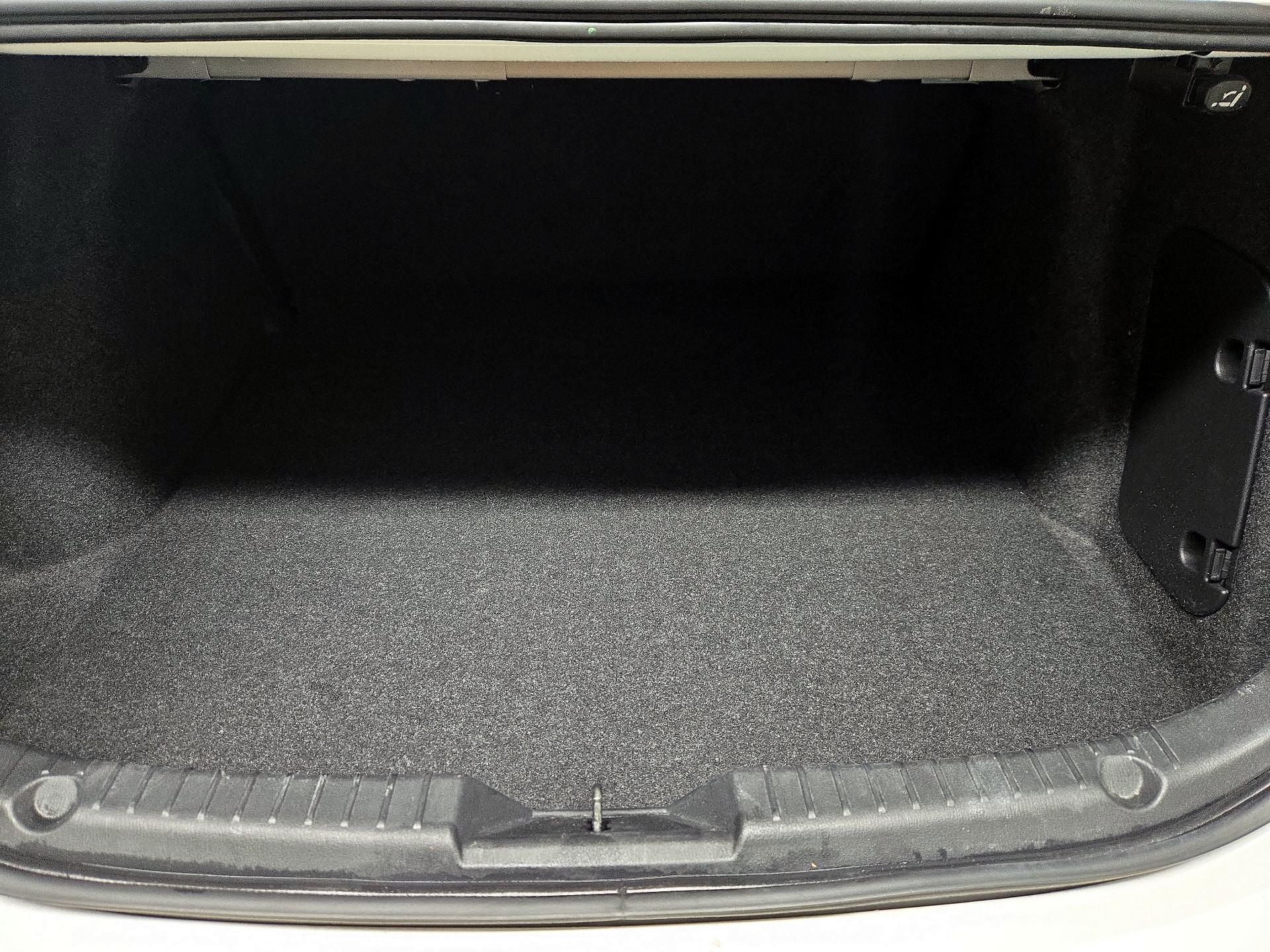 Thumbnail: 2015 Mazda Mazda3 - 19