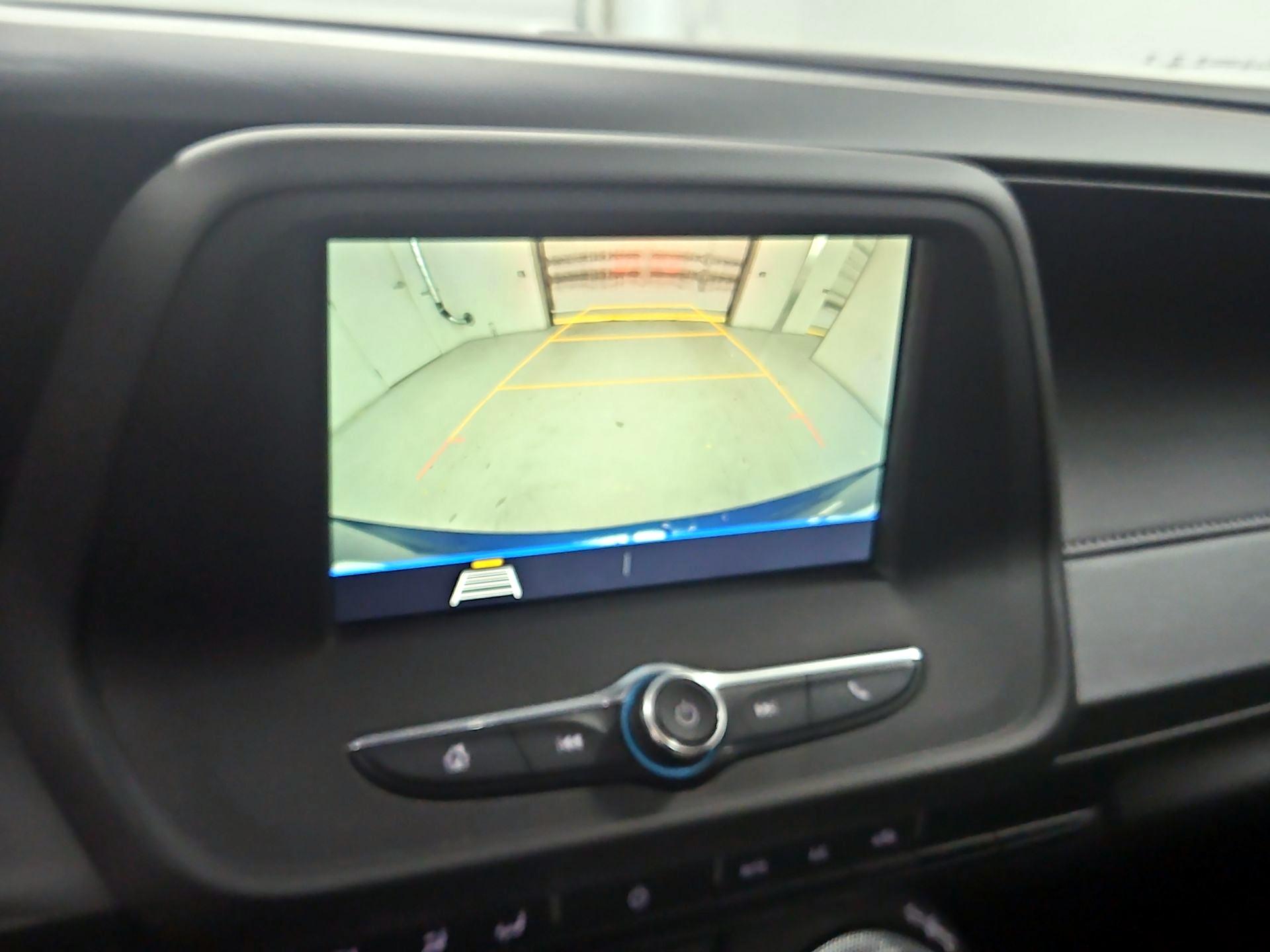 Thumbnail: 2019 Chevrolet Camaro - 14