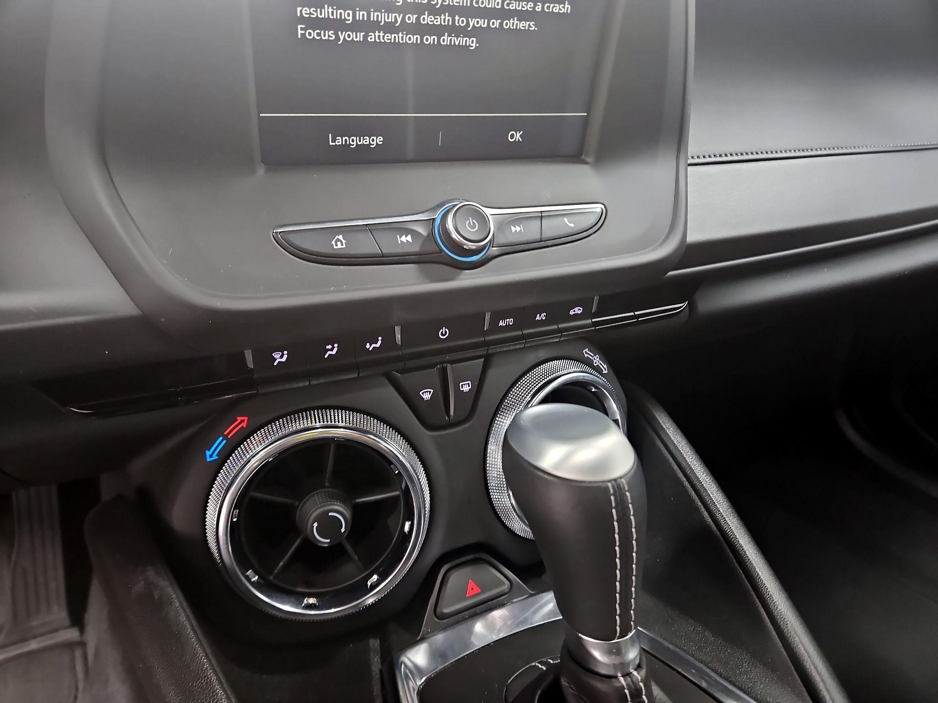 Thumbnail: 2019 Chevrolet Camaro - 16