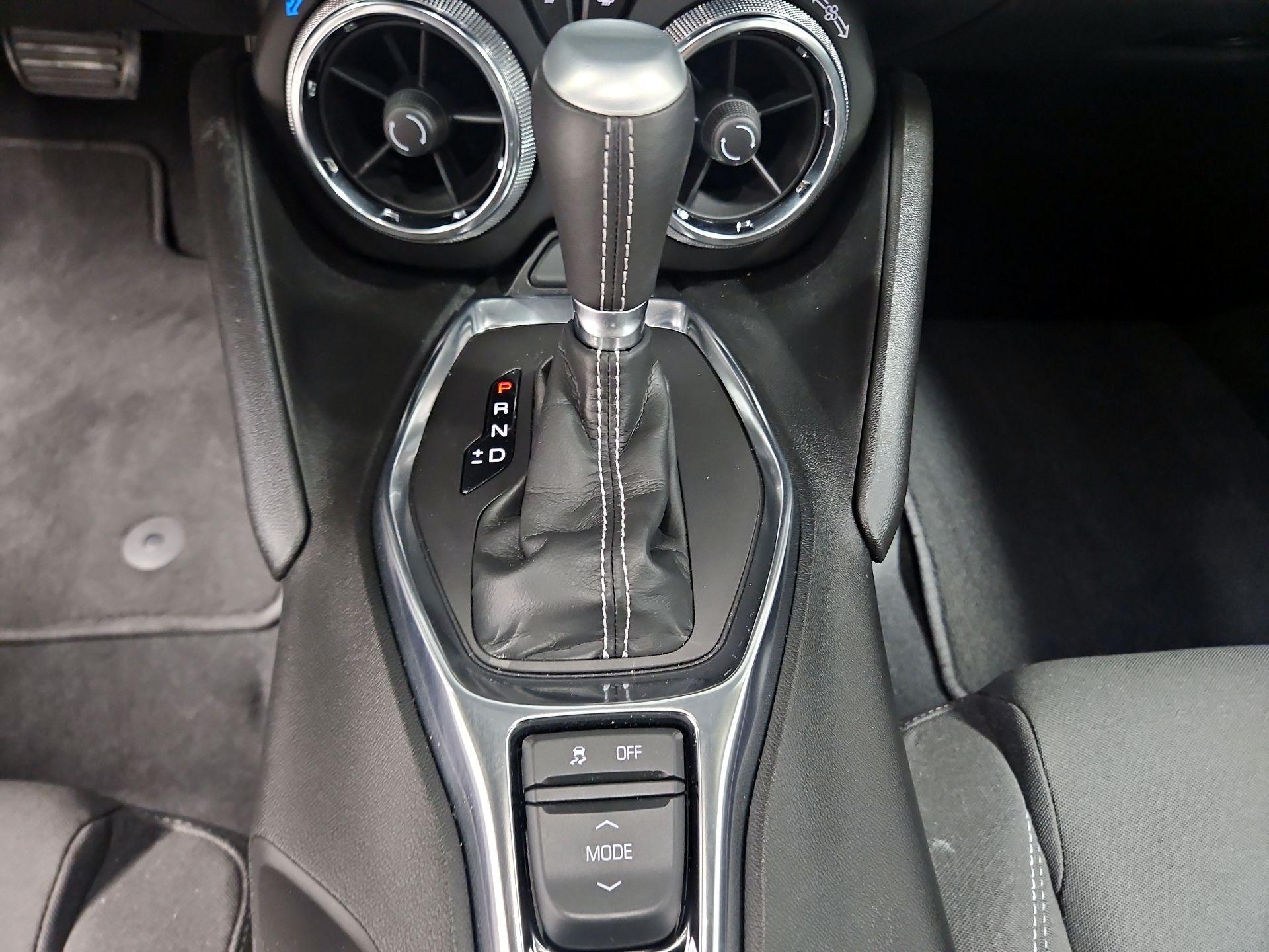 Thumbnail: 2019 Chevrolet Camaro - 17