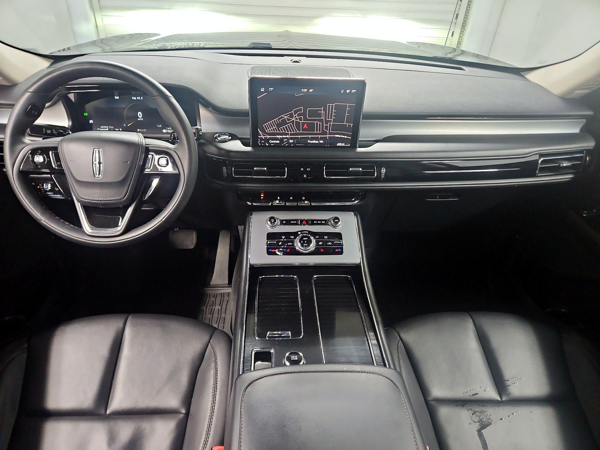 Thumbnail: 2023 Lincoln Aviator - 9