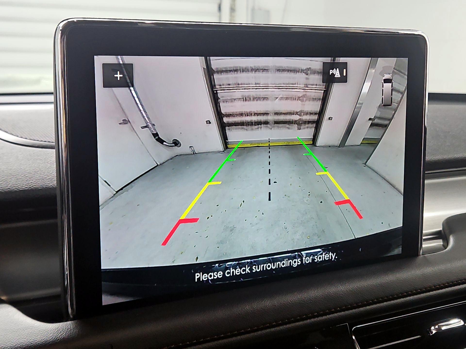 Thumbnail: 2023 Lincoln Aviator - 15