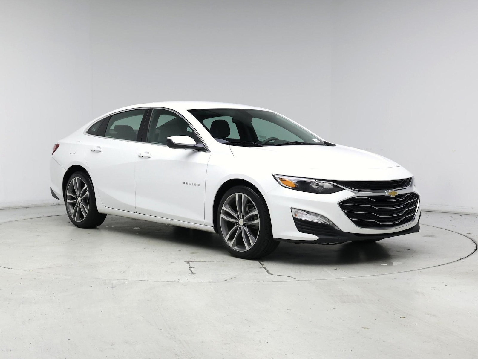 2022 Chevrolet Malibu 1LT - Photo 2