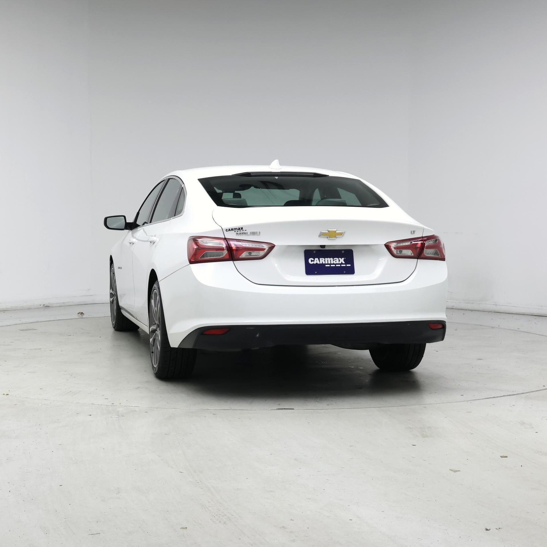 Thumbnail: 2022 Chevrolet Malibu - 6