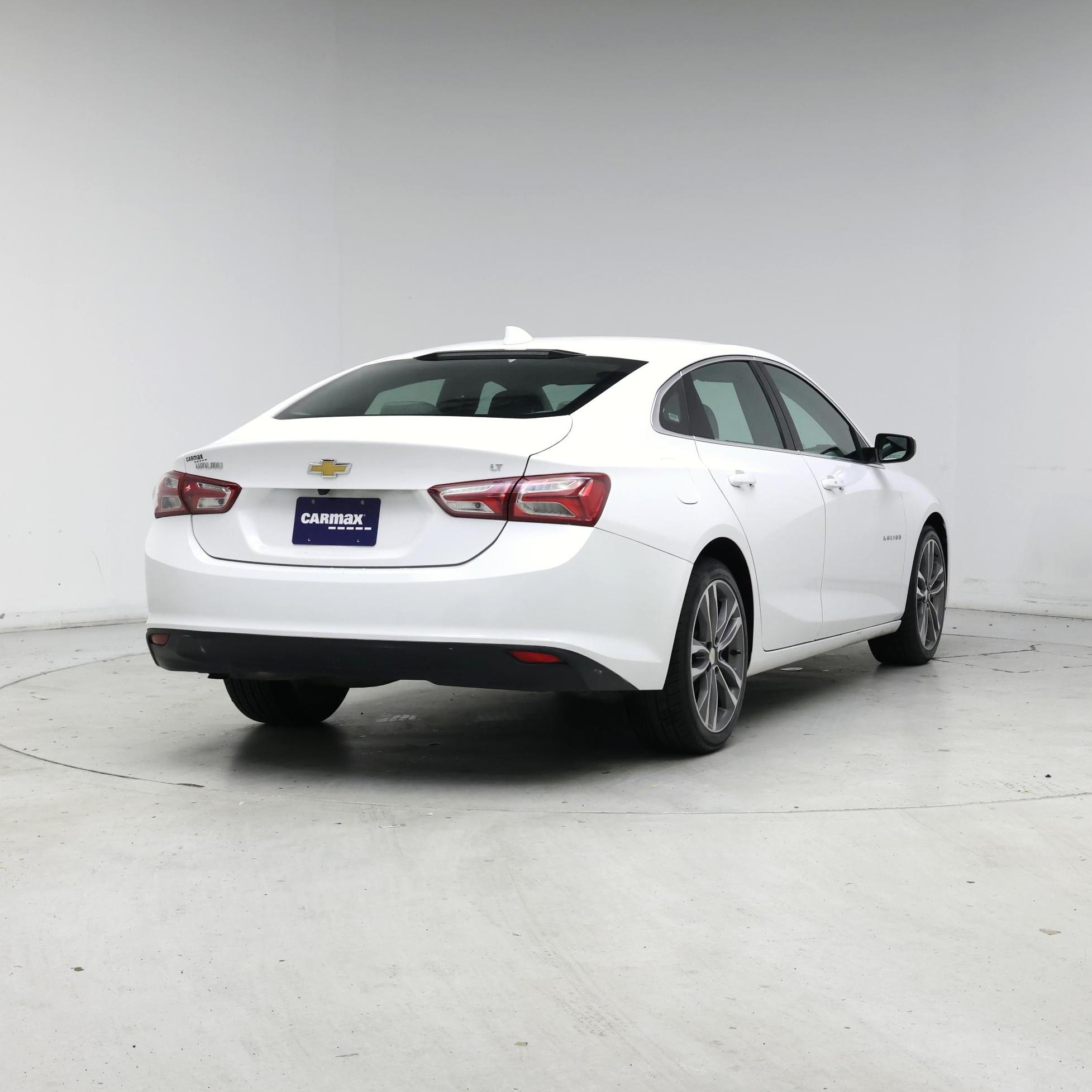 Thumbnail: 2022 Chevrolet Malibu - 8