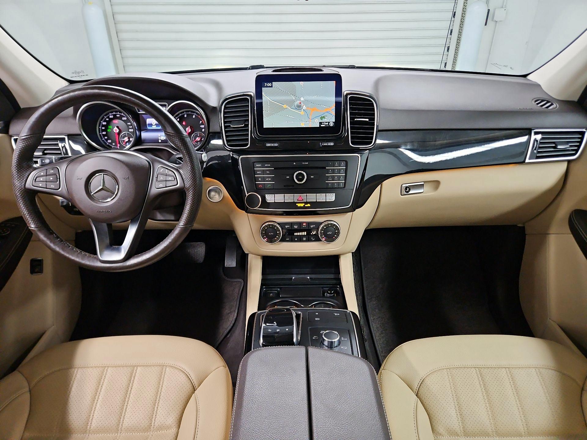 Thumbnail: 2018 Mercedes-Benz GLE - 9