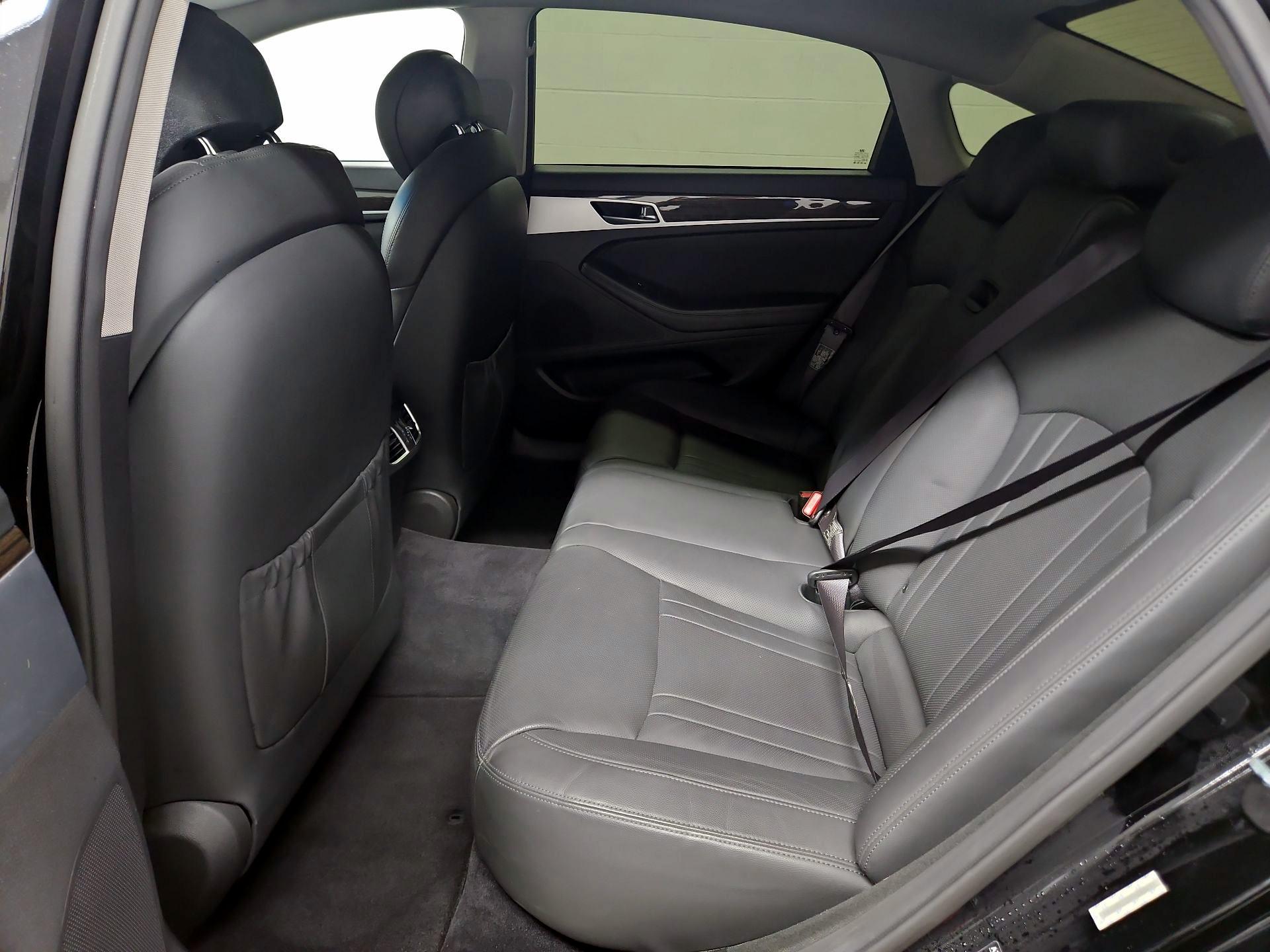 Thumbnail: 2015 Hyundai Genesis - 20