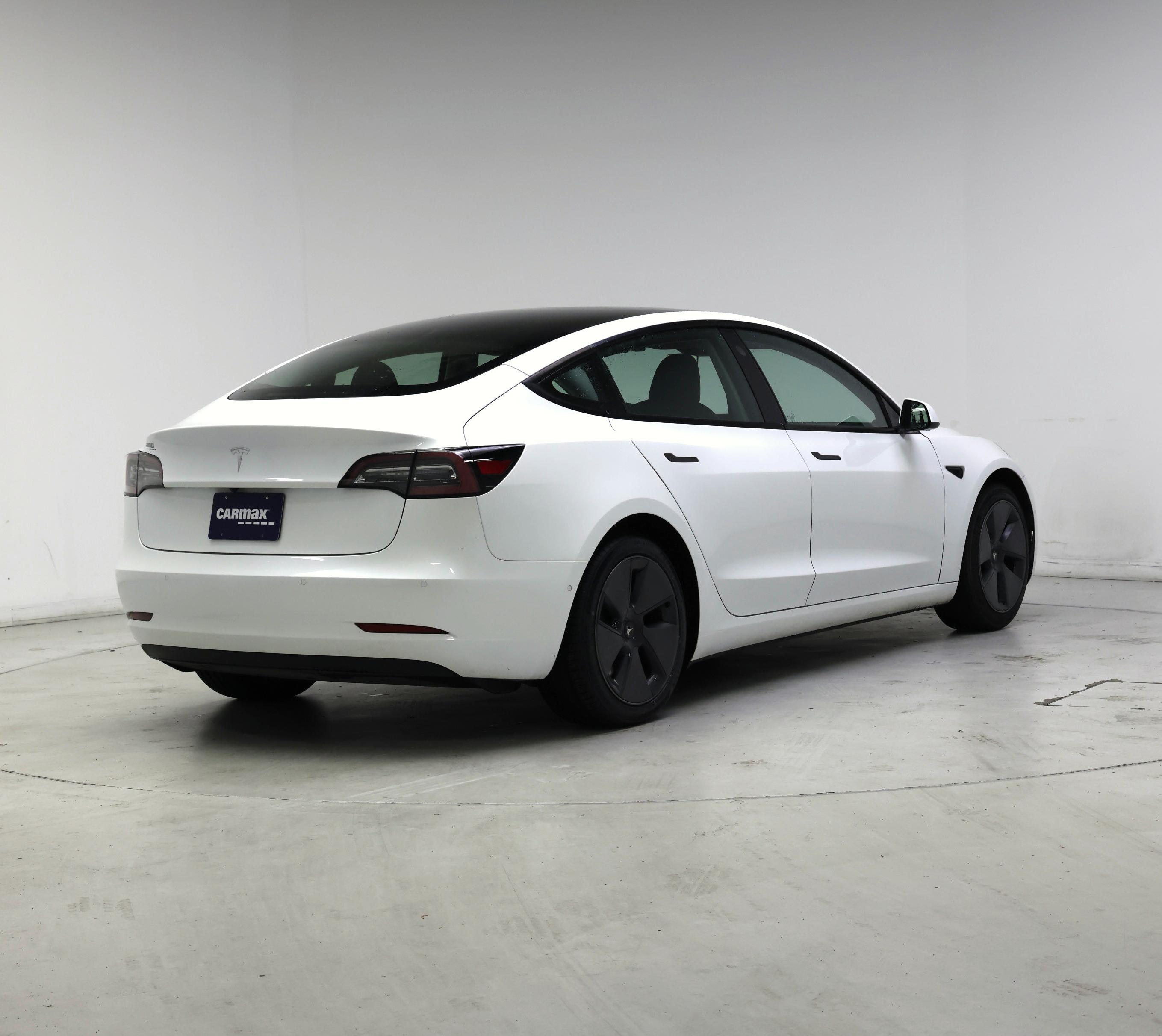 Thumbnail: 2021 Tesla Model 3 - 8