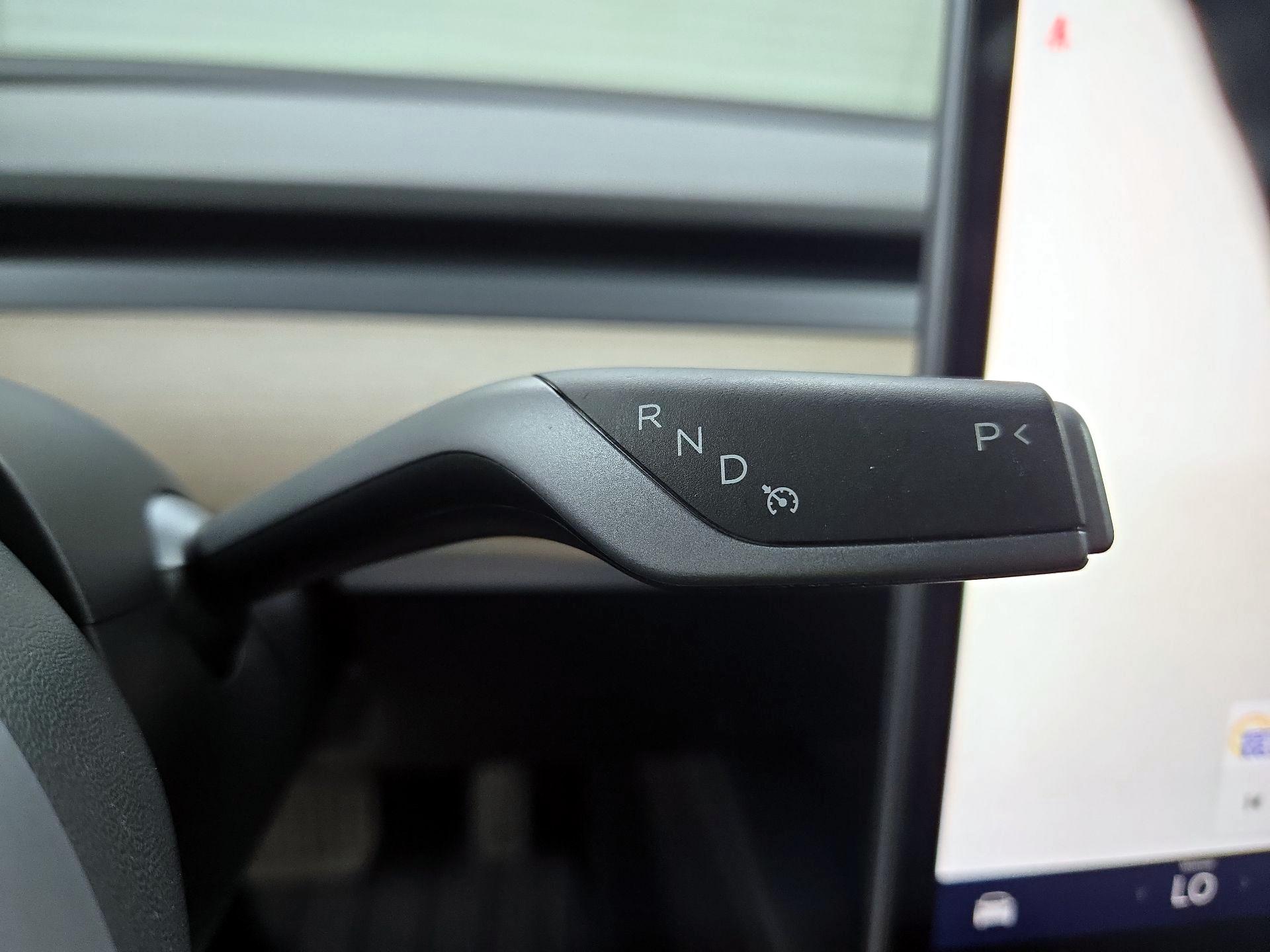 Thumbnail: 2023 Tesla Model 3 - 17