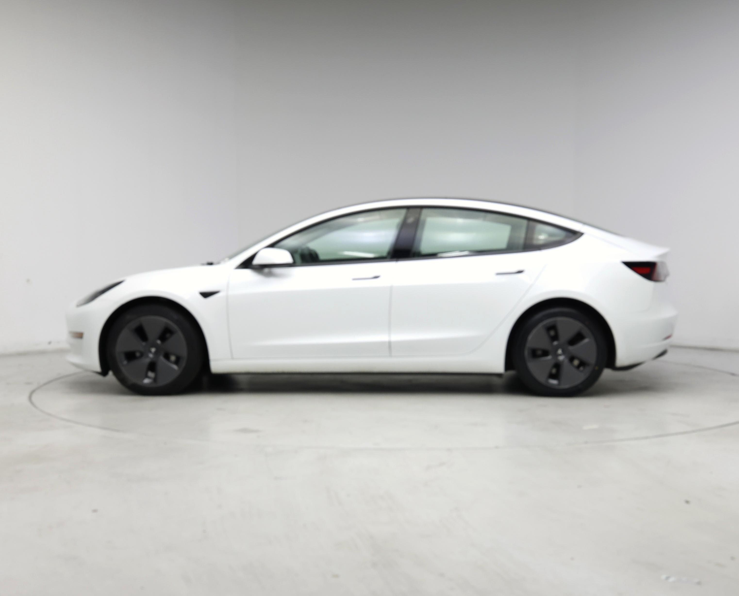 Thumbnail: 2023 Tesla Model 3 - 3