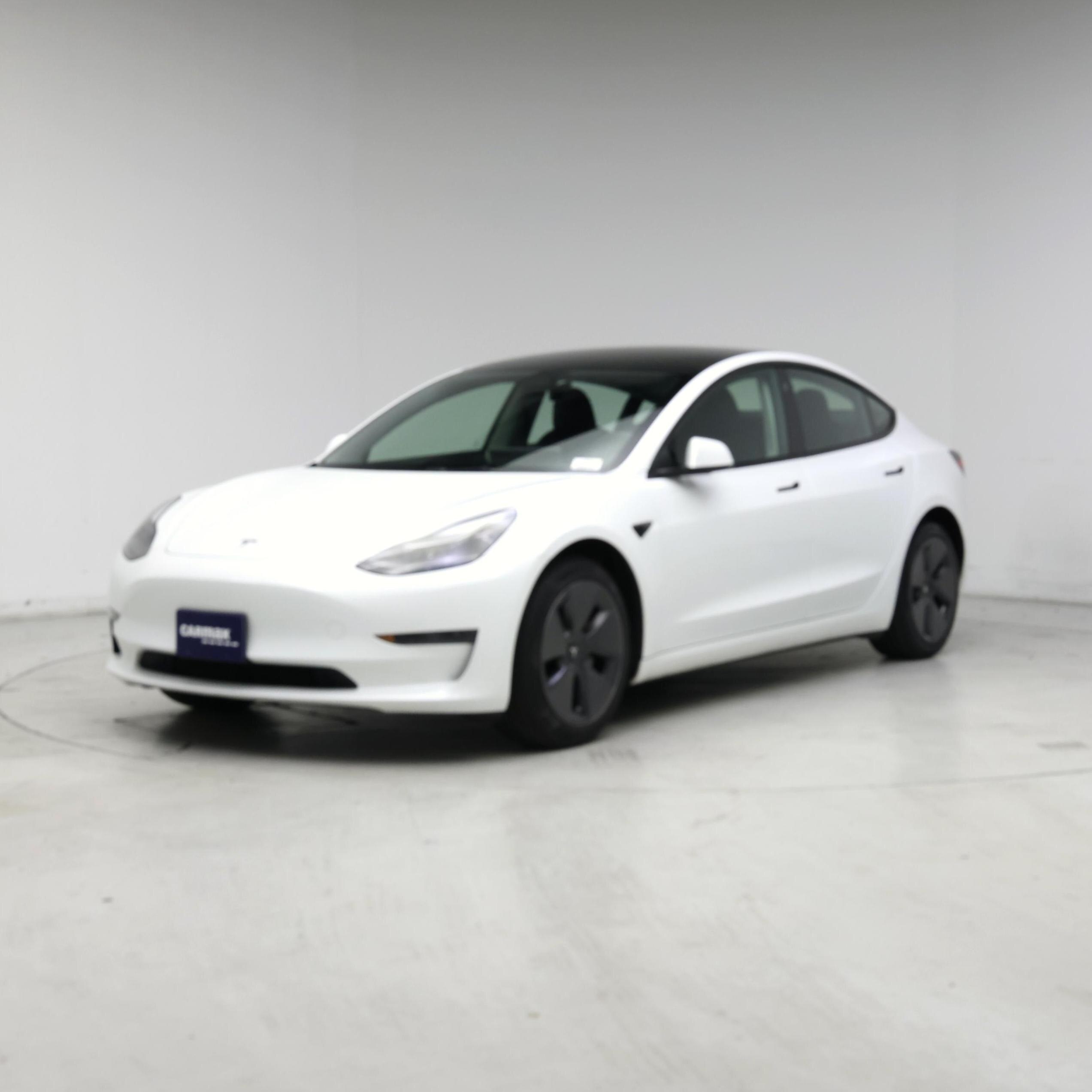 Thumbnail: 2023 Tesla Model 3 - 4