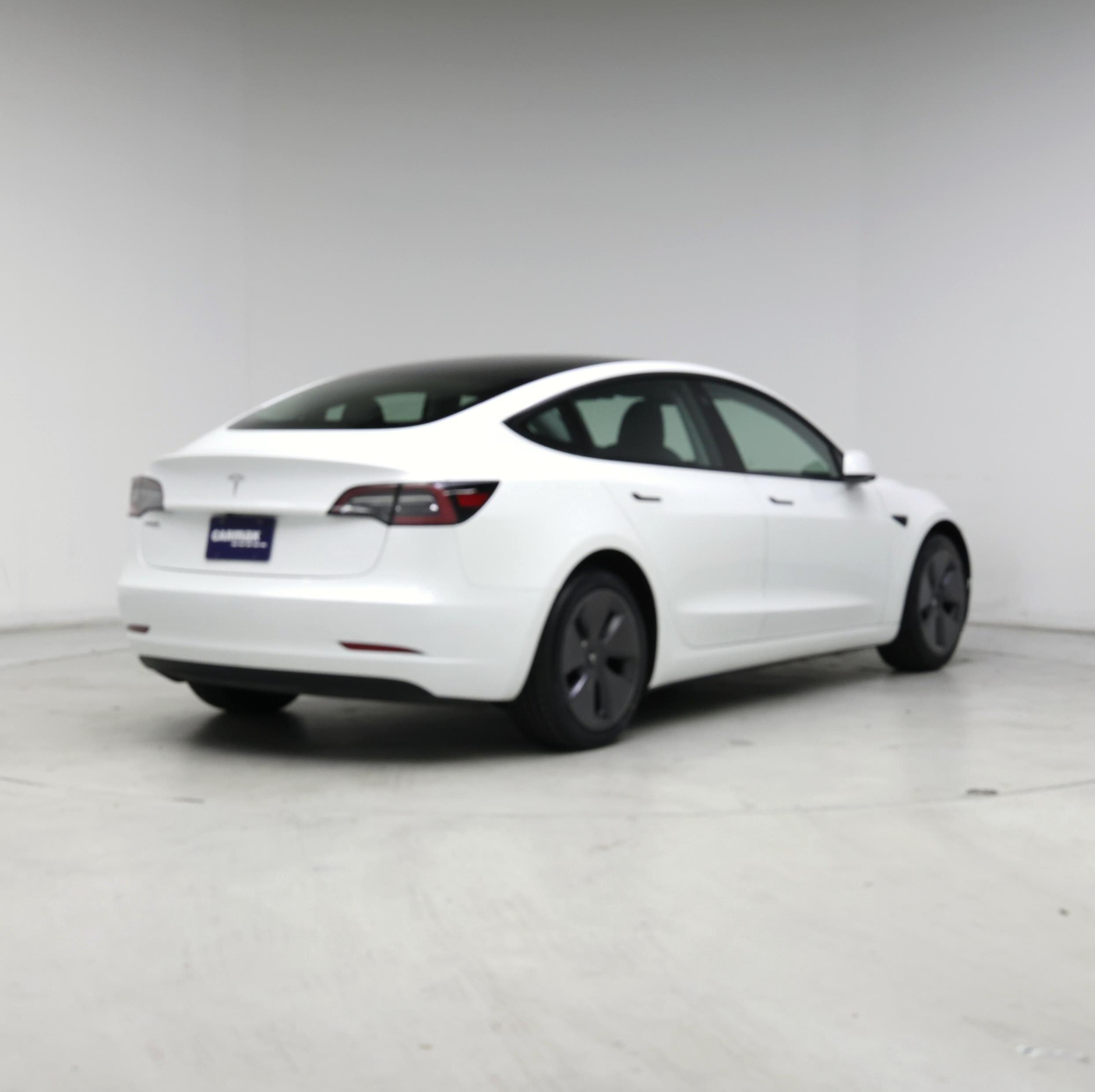 Thumbnail: 2023 Tesla Model 3 - 8