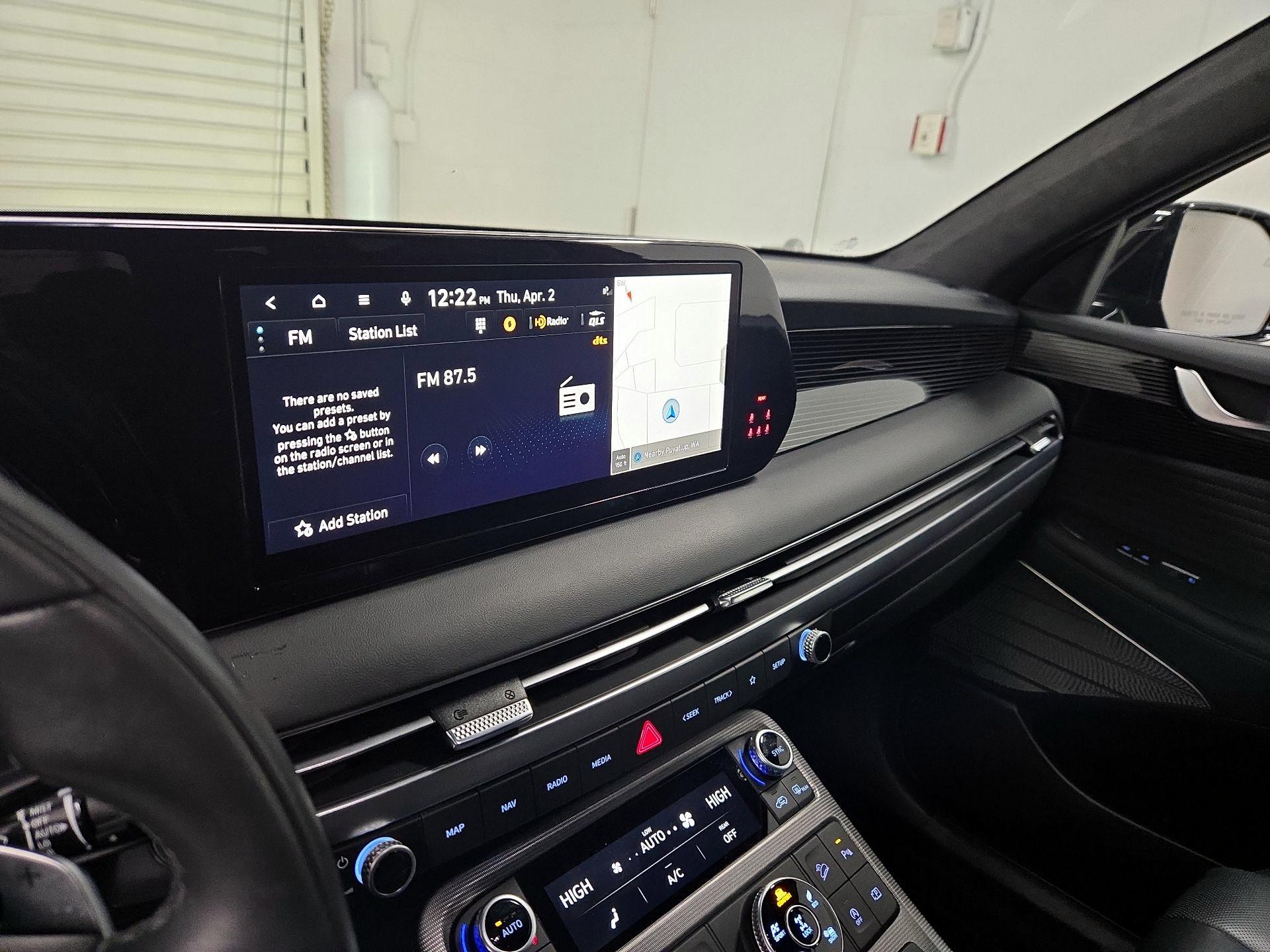 Thumbnail: 2024 Hyundai Palisade - 16