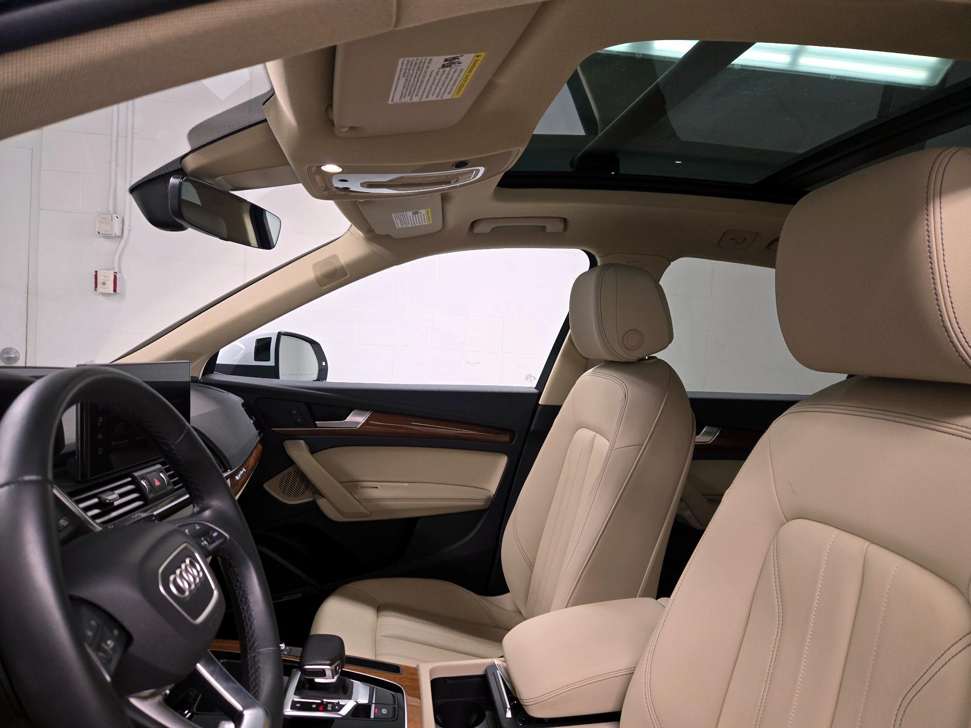 Thumbnail: 2022 Audi Q5 - 19