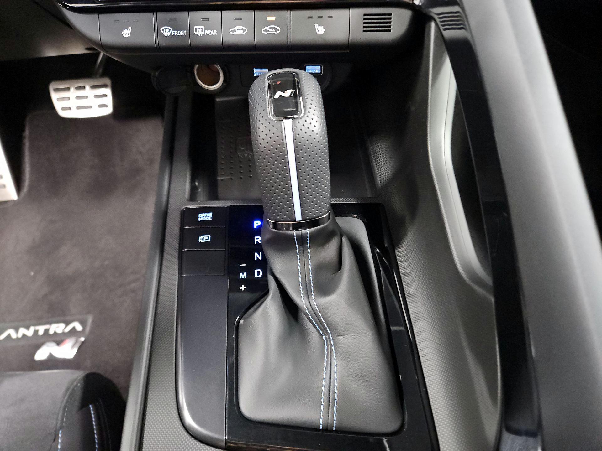 Thumbnail: 2023 Hyundai Elantra - 18