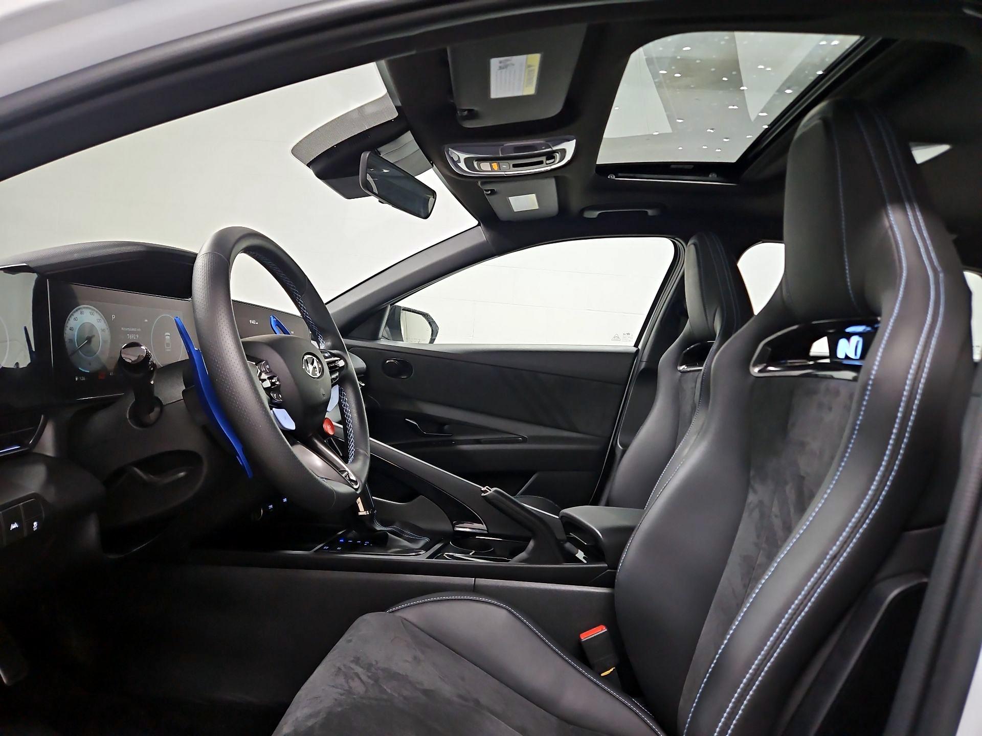 Thumbnail: 2023 Hyundai Elantra - 20