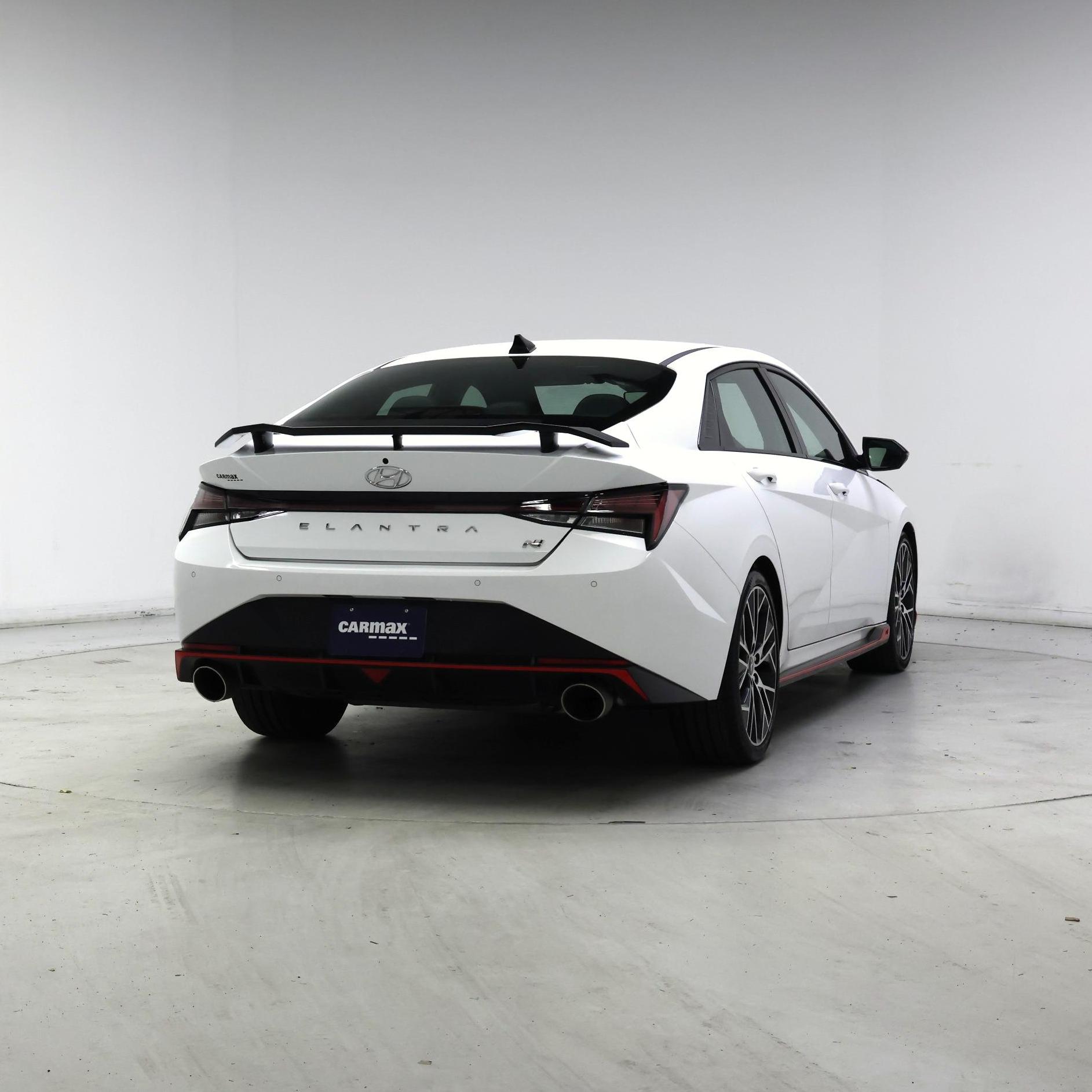 Thumbnail: 2023 Hyundai Elantra - 8