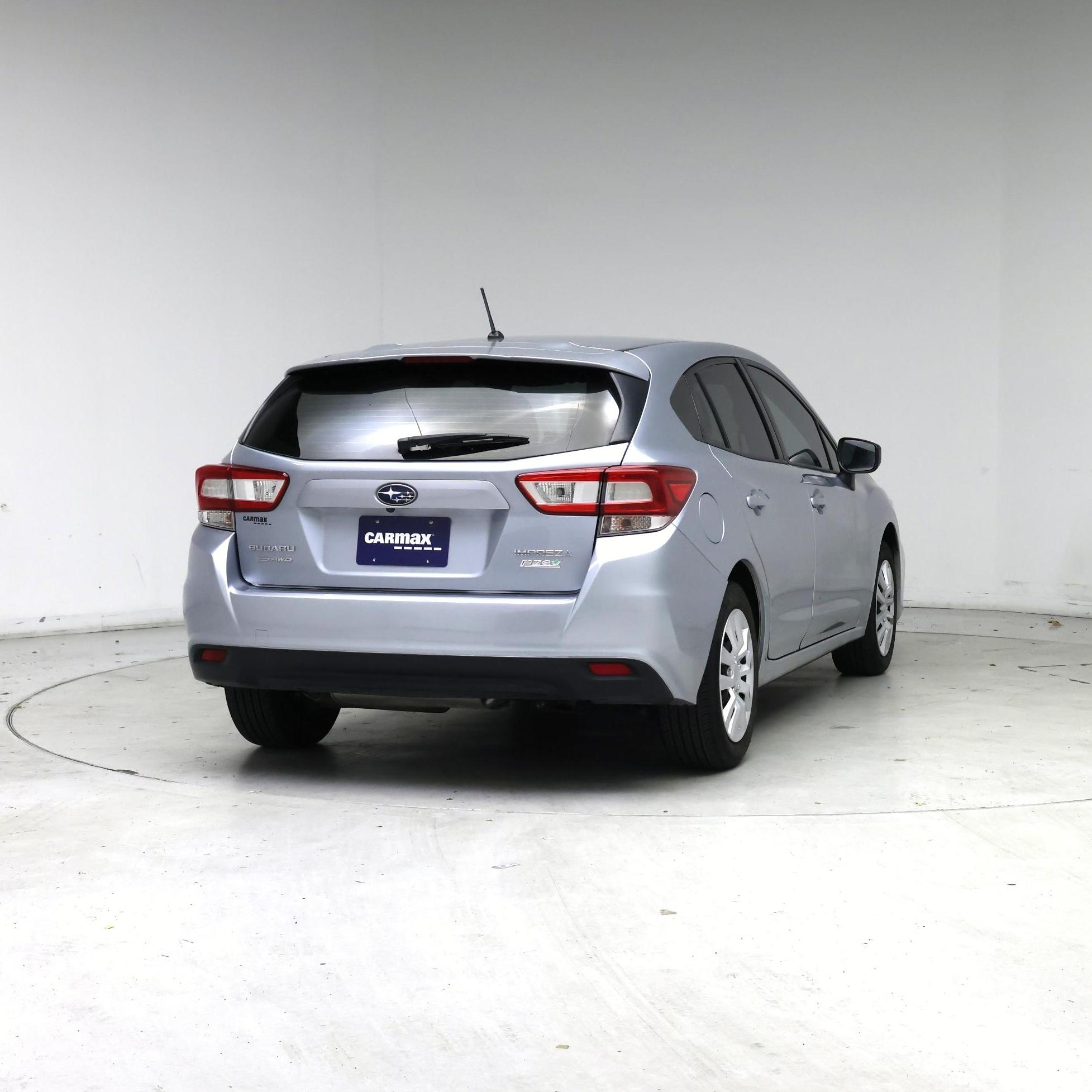 Thumbnail: 2017 Subaru Impreza - 8