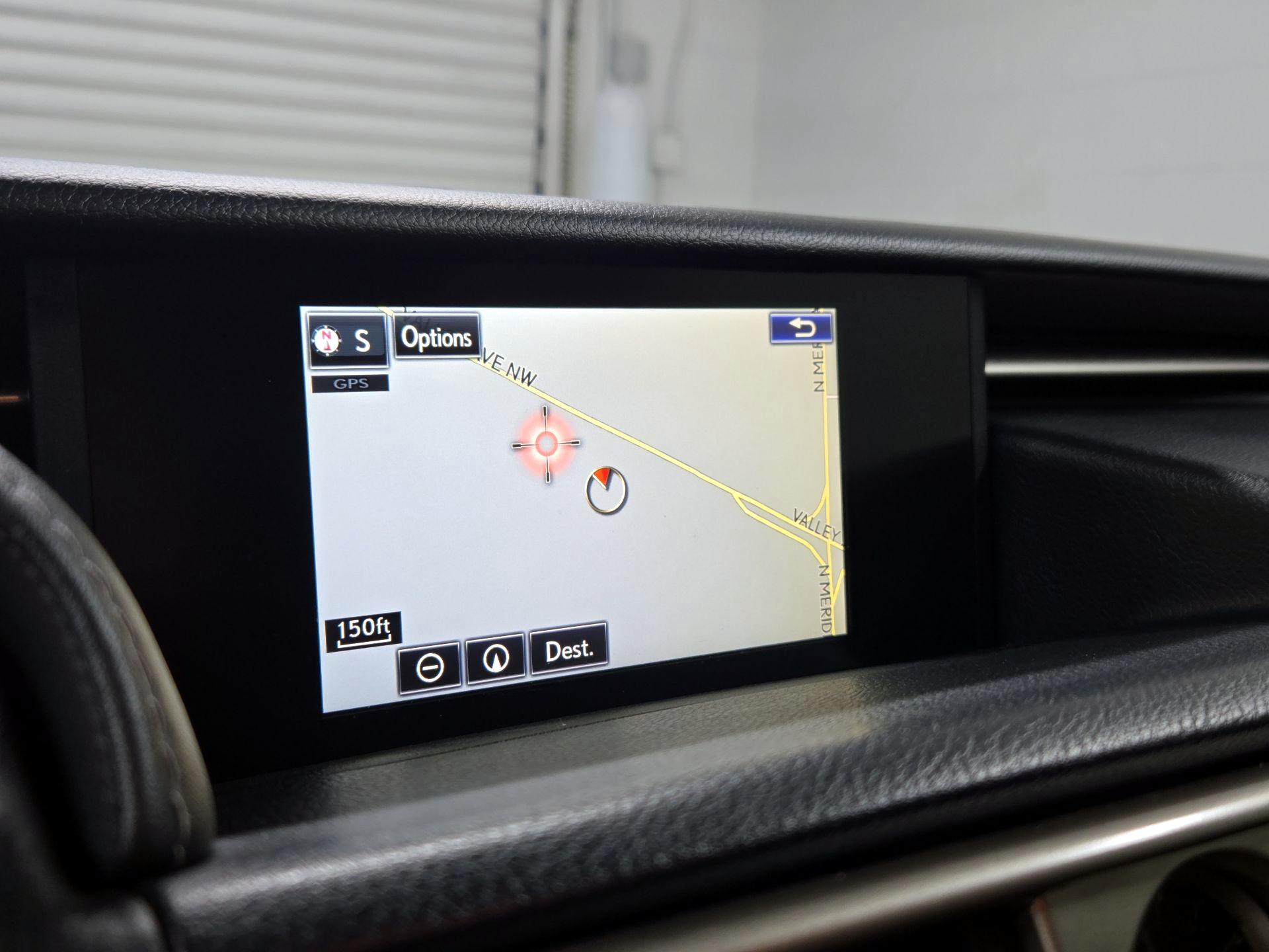 Thumbnail: 2016 Lexus IS - 14